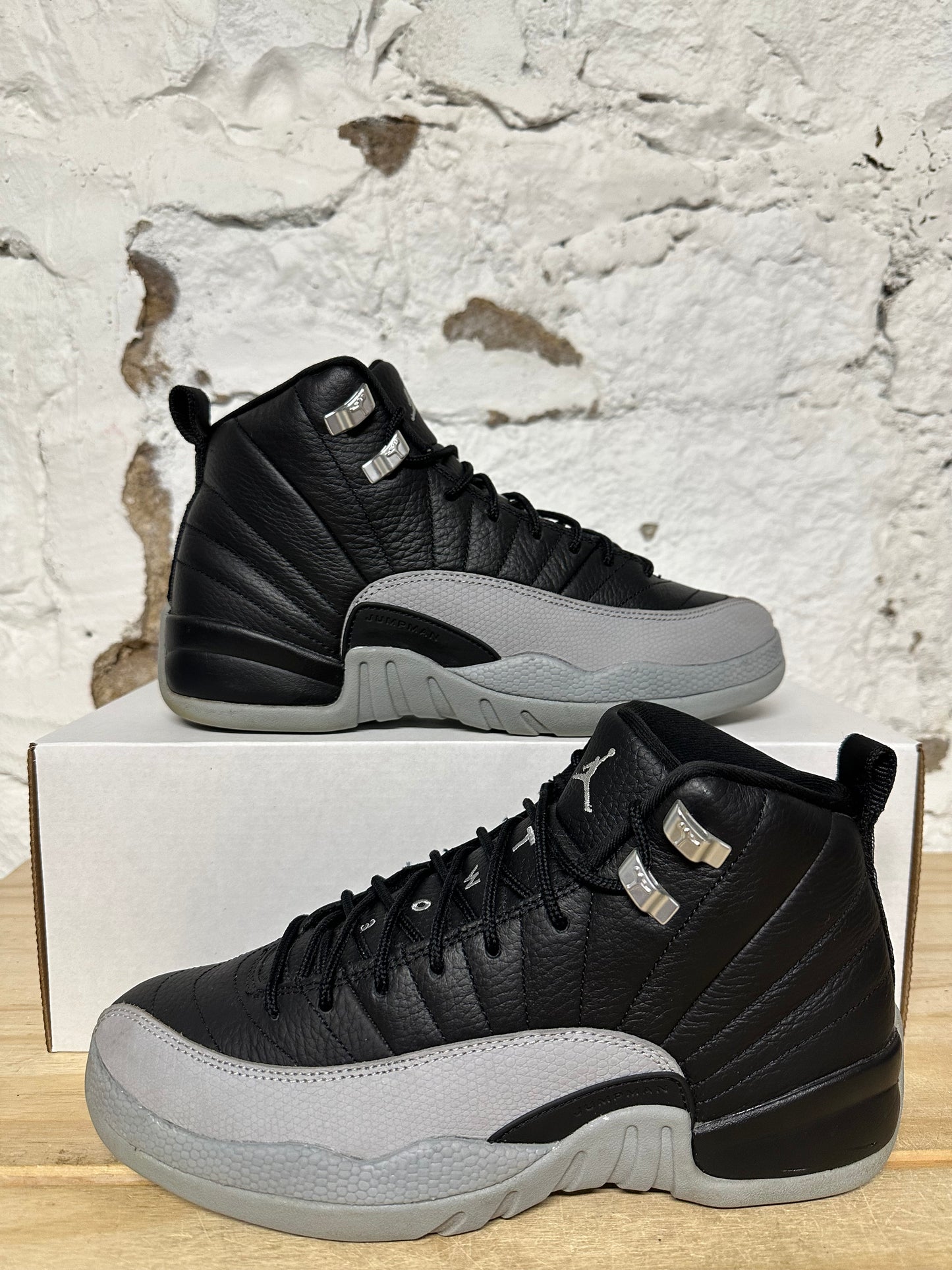 Air Jordan 12 Barons Sz 7Y