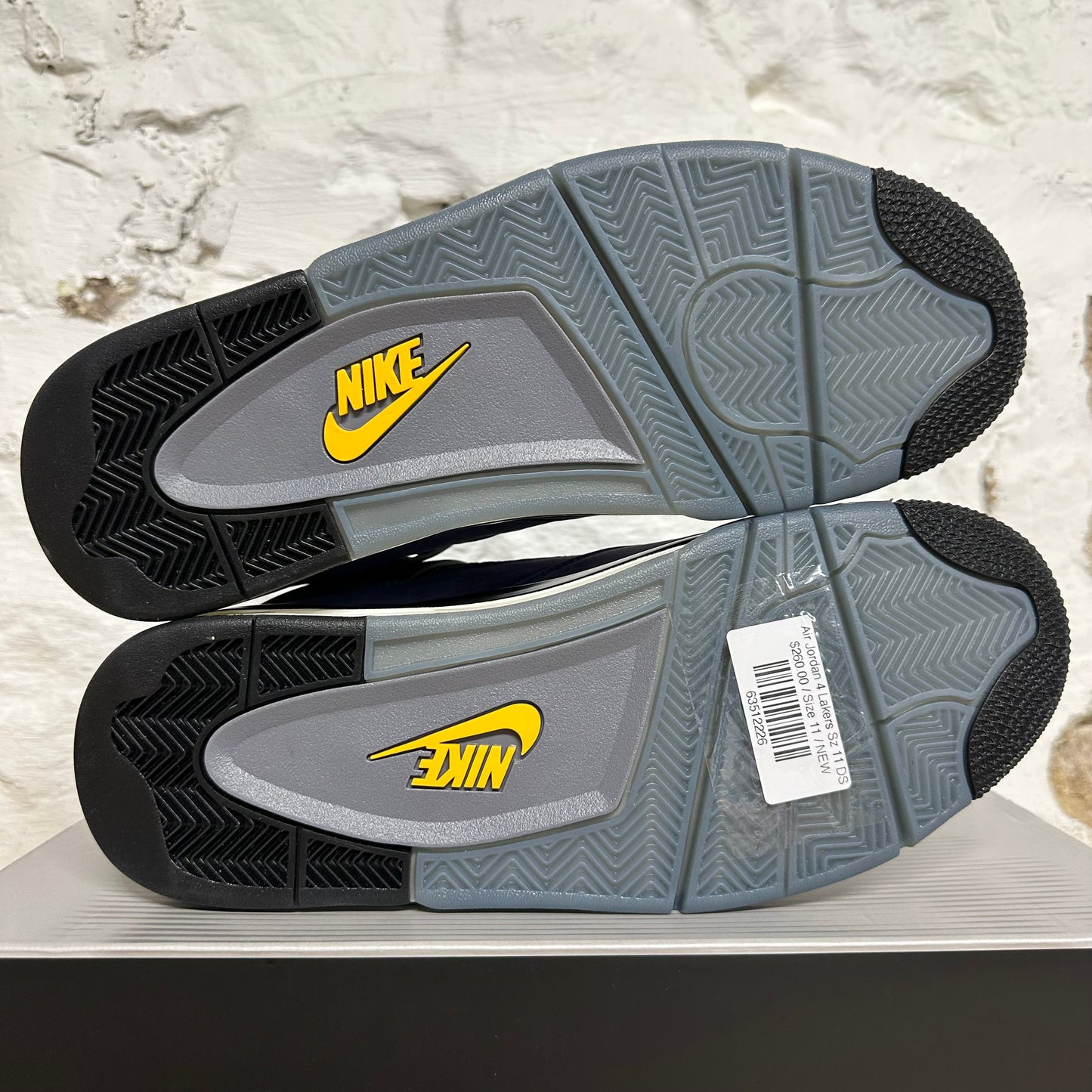 Air Jordan 4 Lakers Sz 11 DS