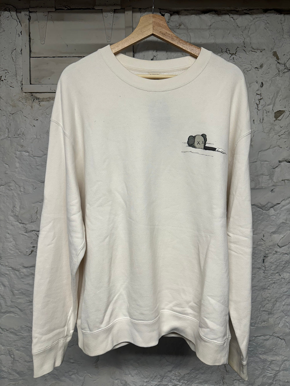 Kaws Swimming Logo Crewneck White Sz XL