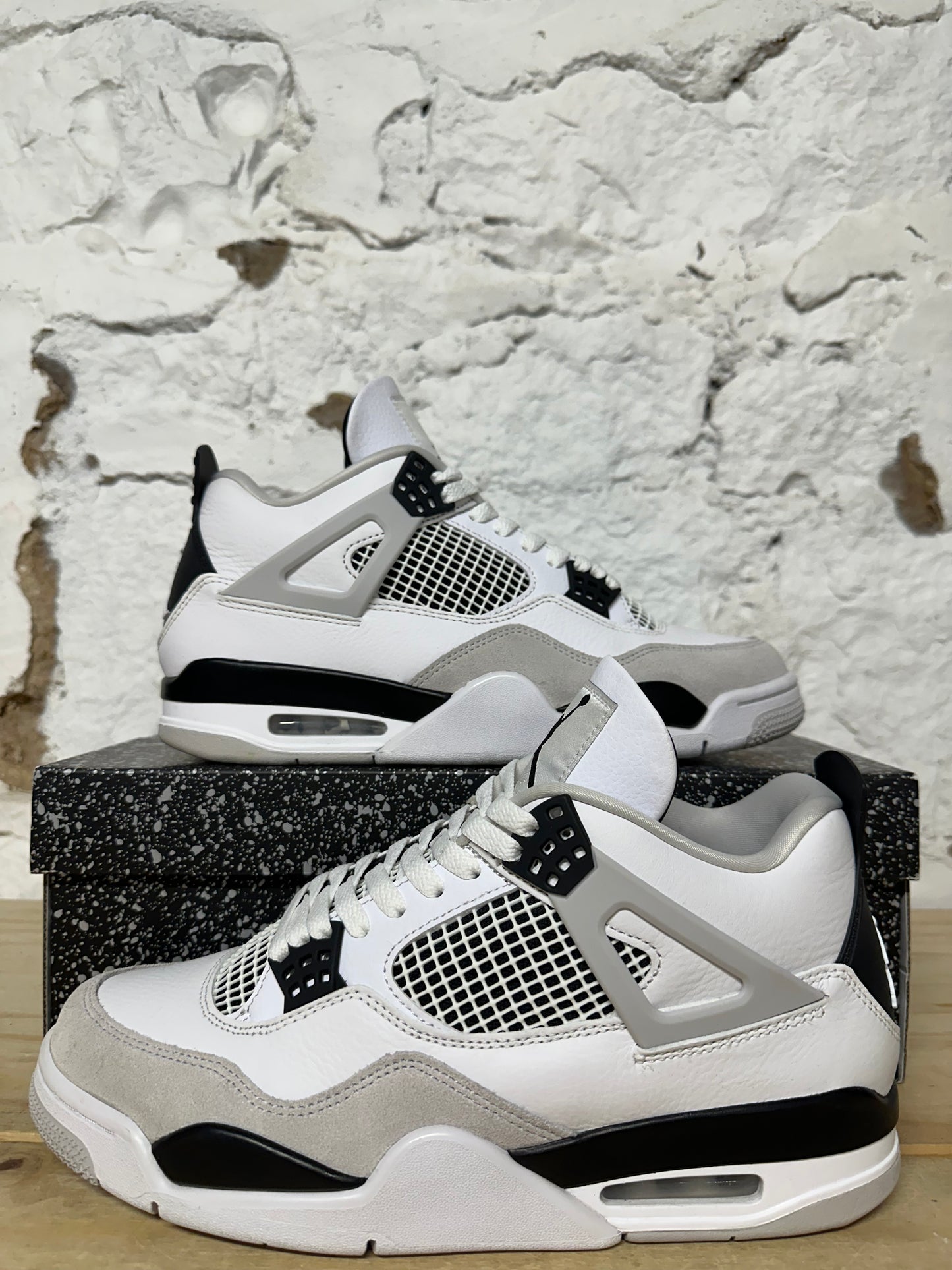 Air Jordan 4 Military Black Sz 10