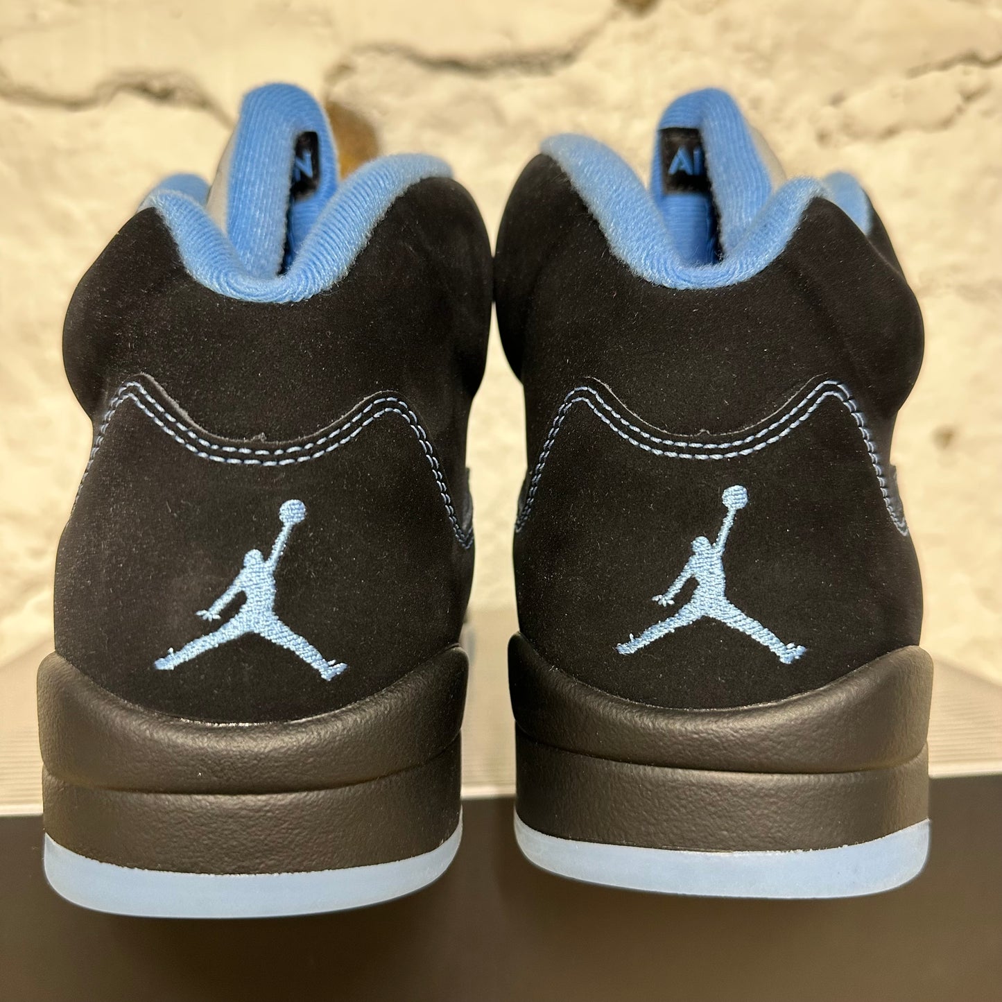 Air Jordan 5 University Blue Sz 10 DS