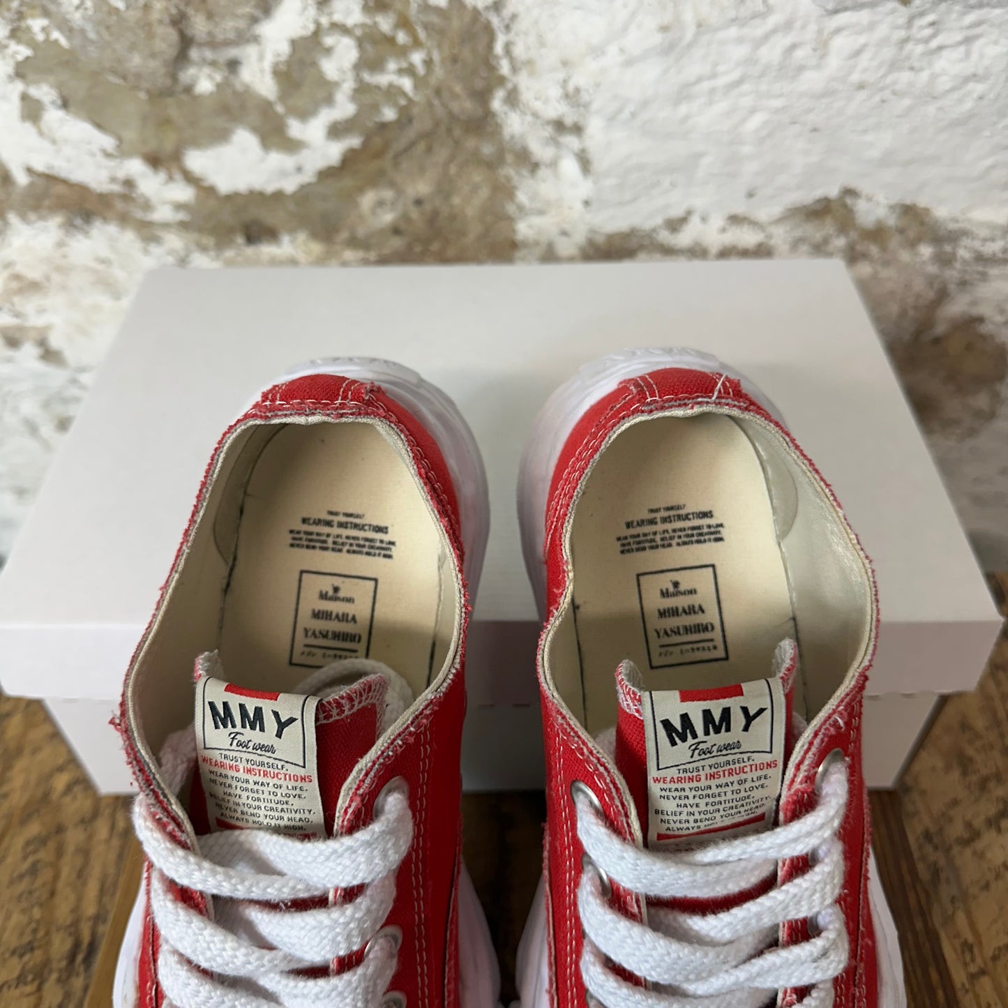 Maison Mihara Red White Hank Sneaker Sz 8 (41)