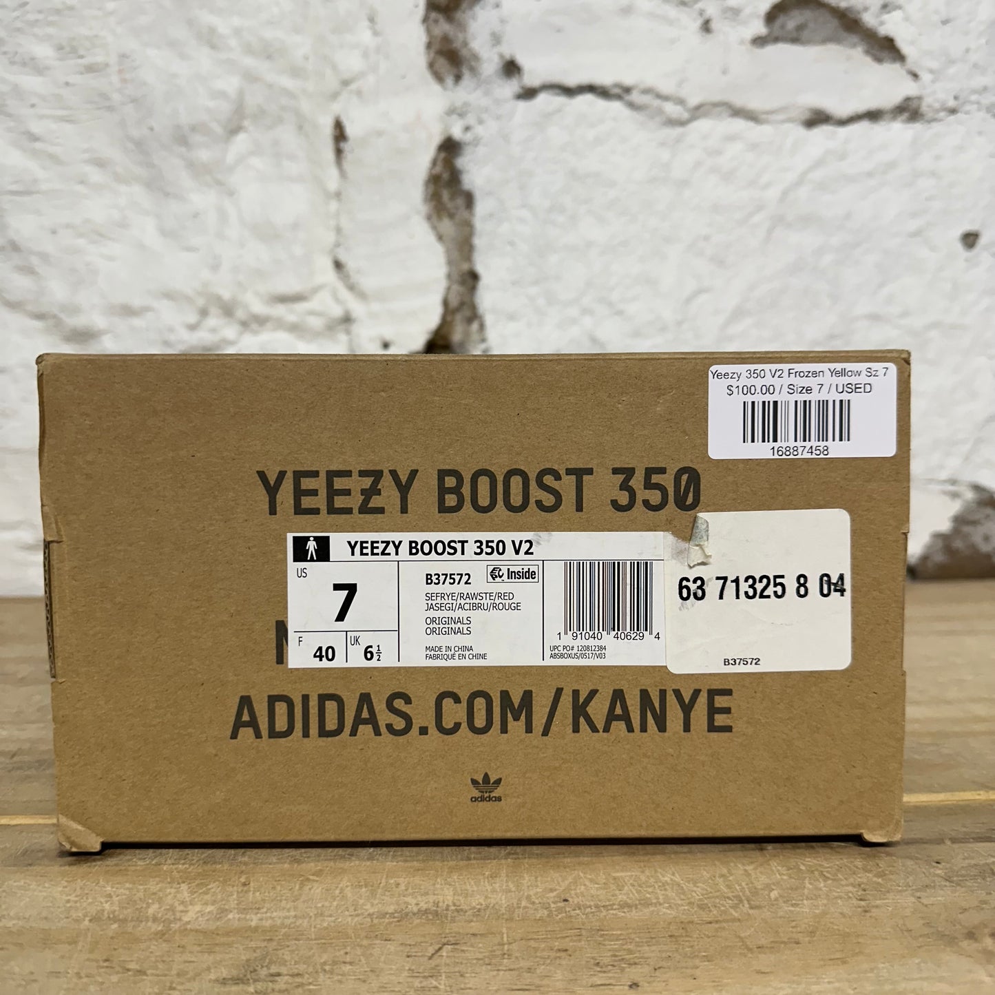 Yeezy 350 V2 Frozen Yellow Sz 7