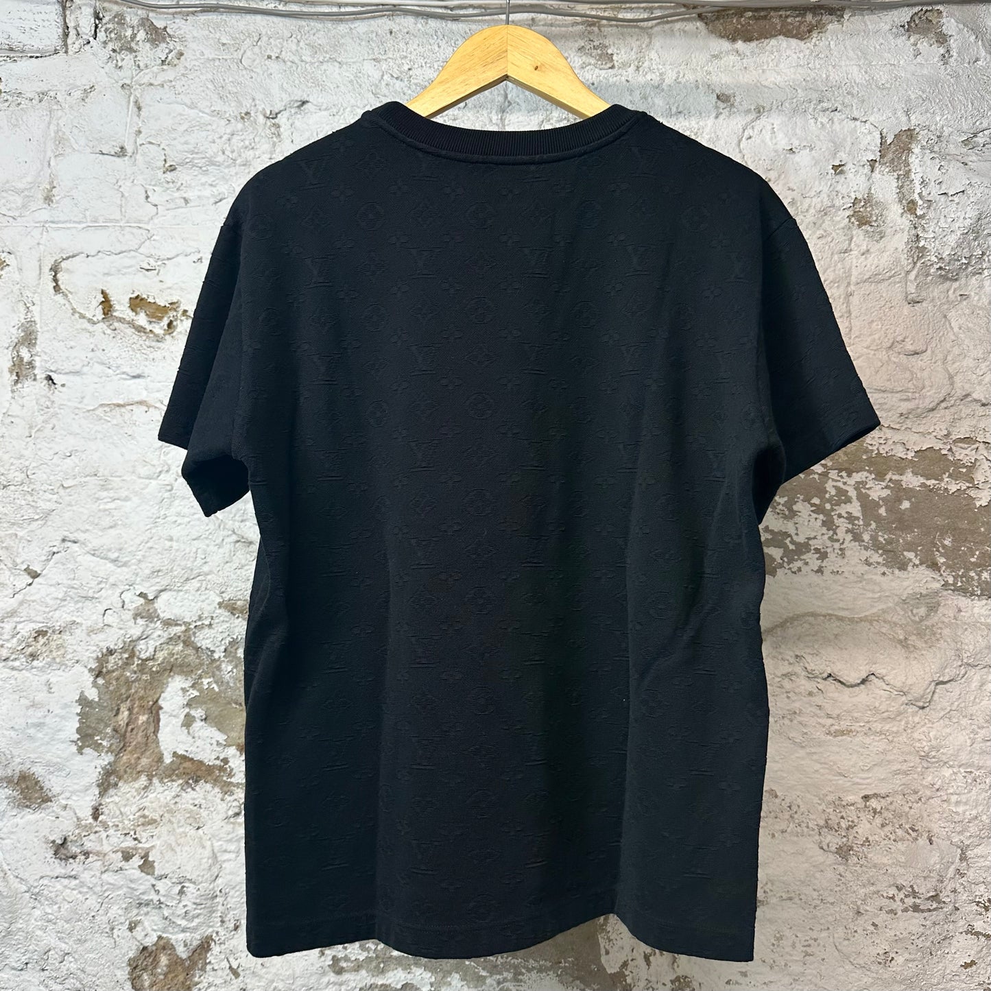 Louis Vuitton Black Monogram Pocket T-shirt Sz S