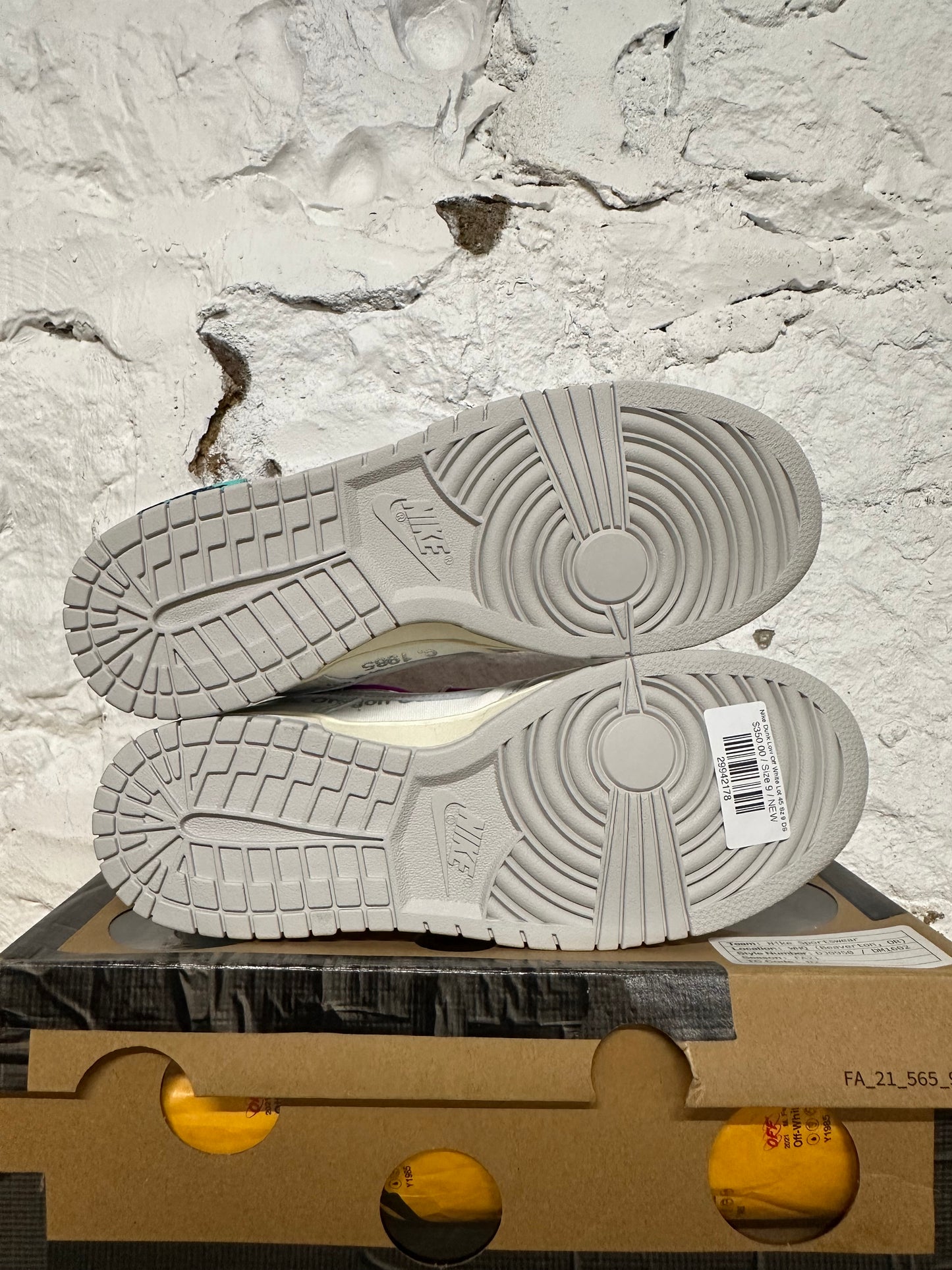 Nike Dunk Low Off White Lot 45 Sz 9 DS