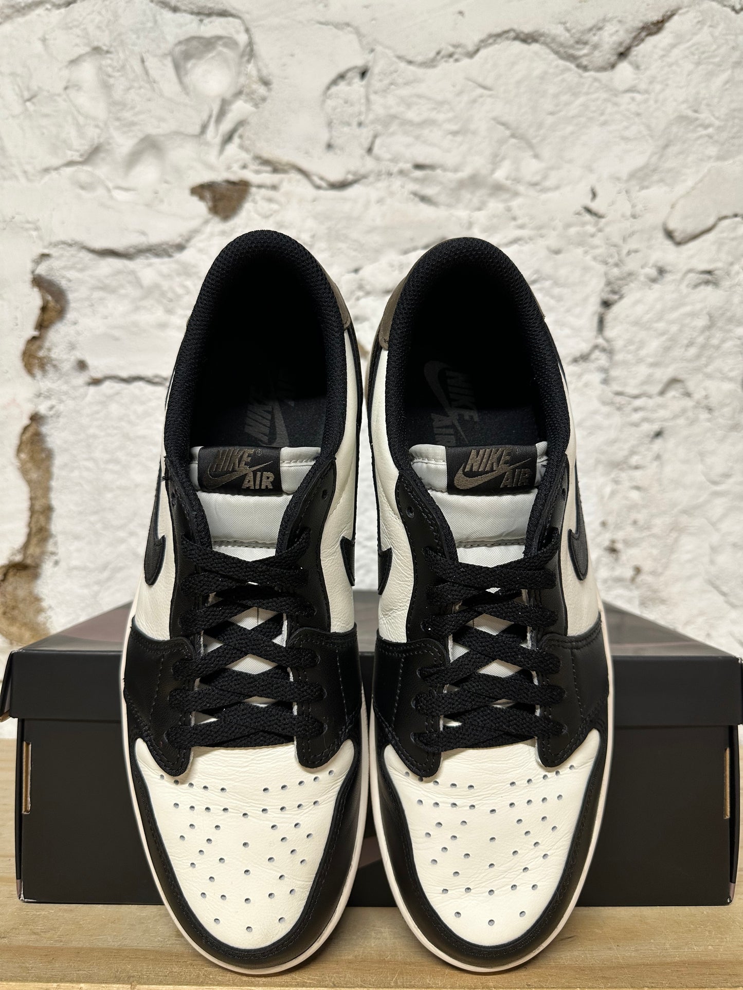 Air Jordan 1 Low Mocha Sz 10