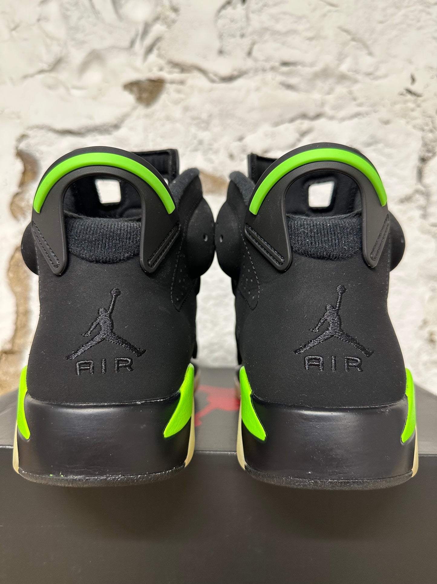 Air Jordan 6 Electric Green Sz 8.5