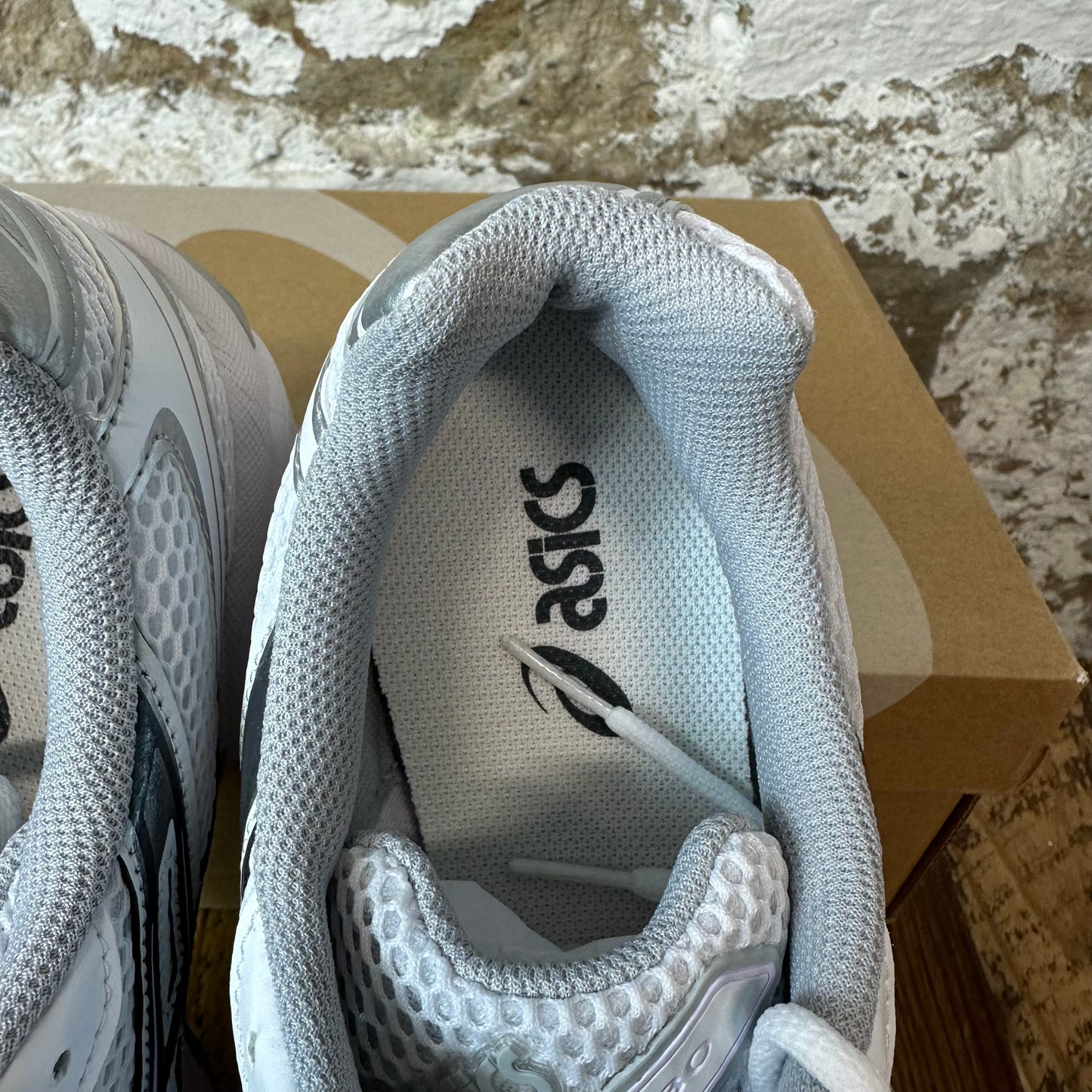 ASICS GEL-1130 Carrier Grey Sz 8.5