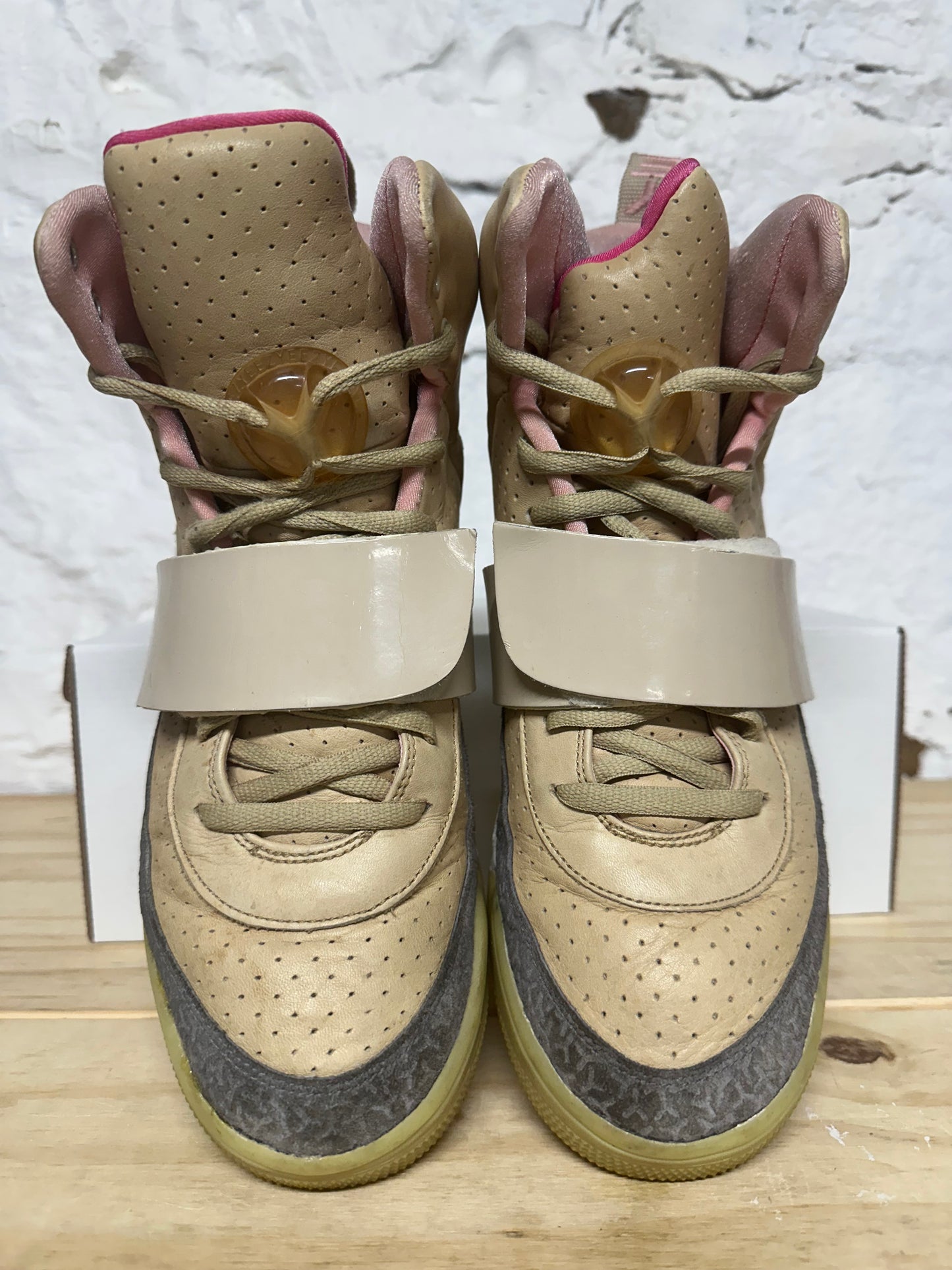 Nike Air Yeezy 1 Net Tan Sz 11