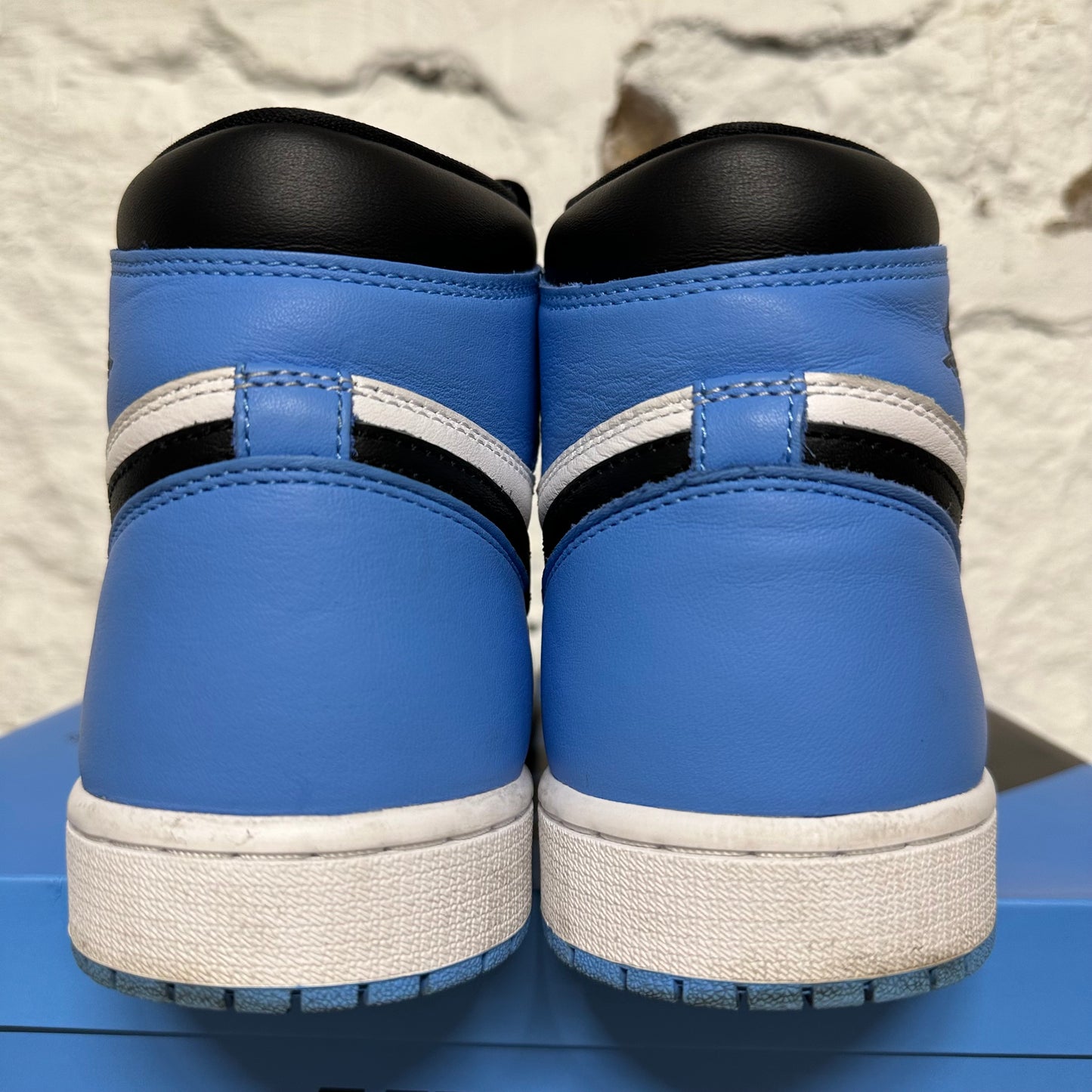 Air Jordan 1 UNC Toe Sz 10.5