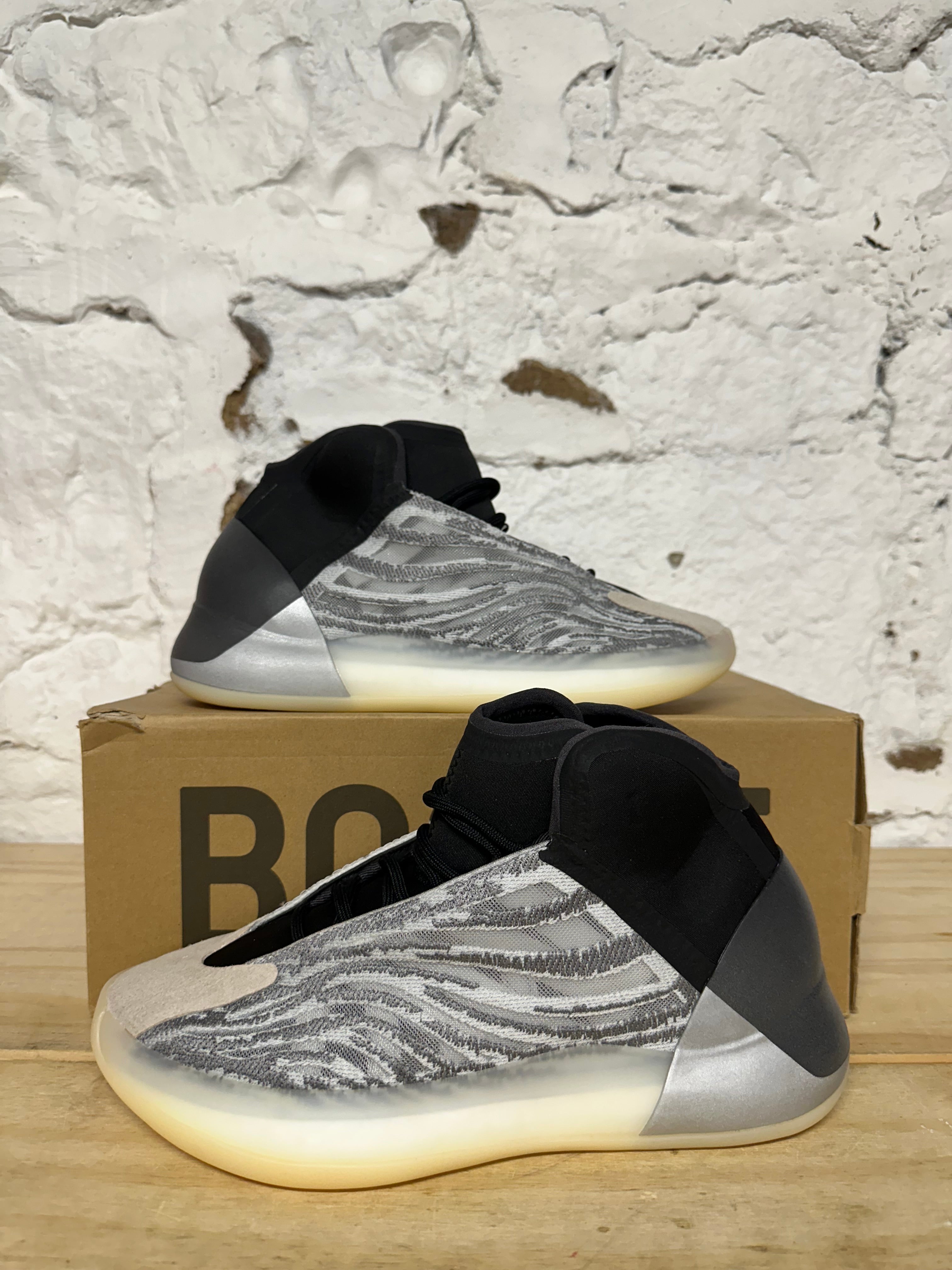 Yeezy QNTM Sz 7