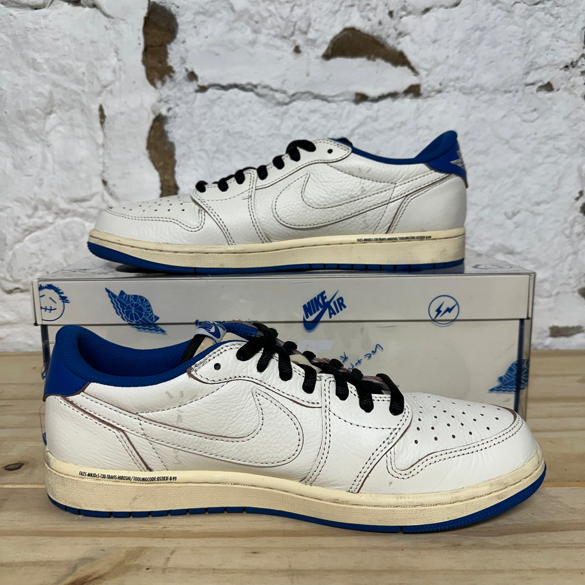 Air Jordan 1 Low Travis Scott Fragment Sail Military Blue Sz 10.5