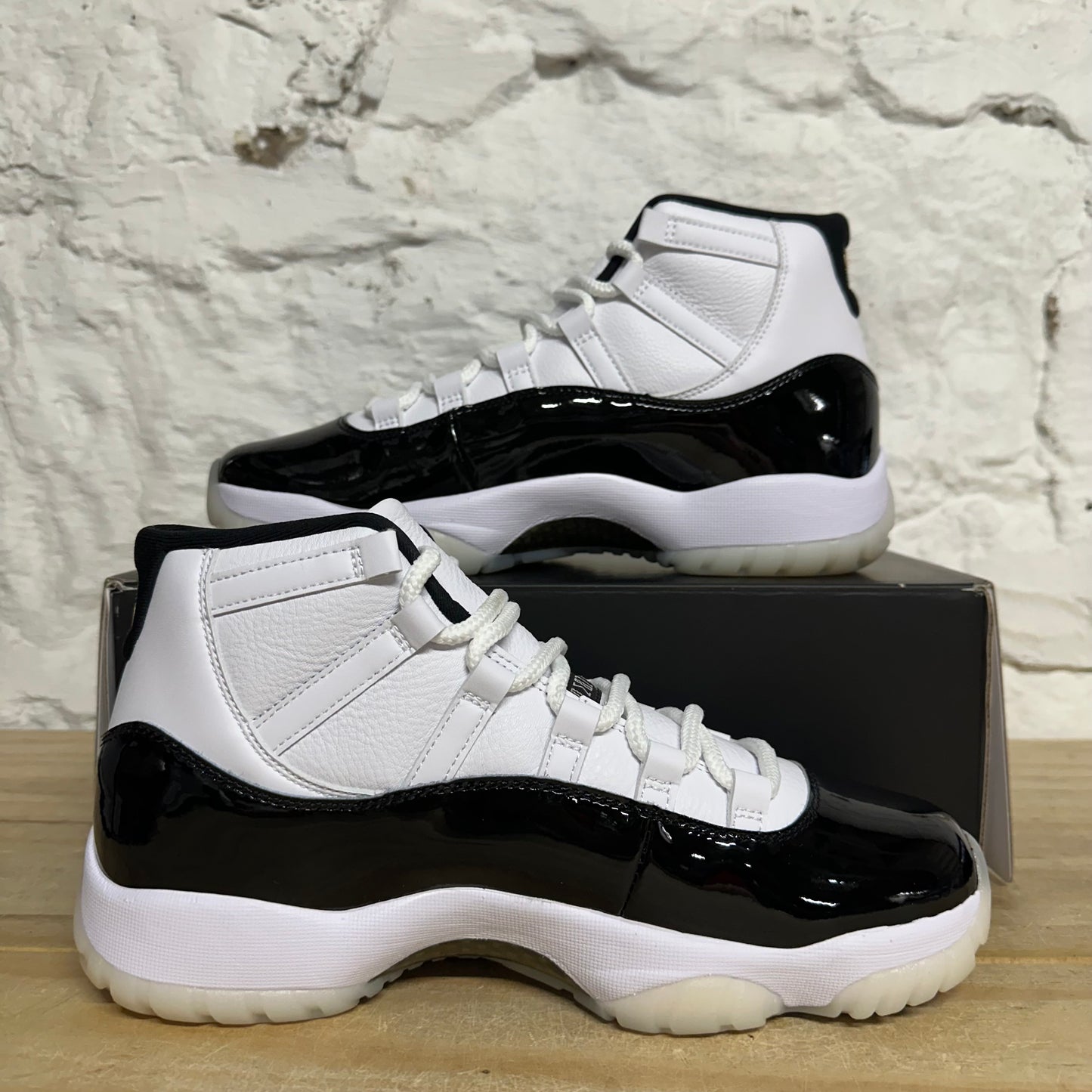 Air Jordan 11 High DMP Gratitude Sz 9 DS