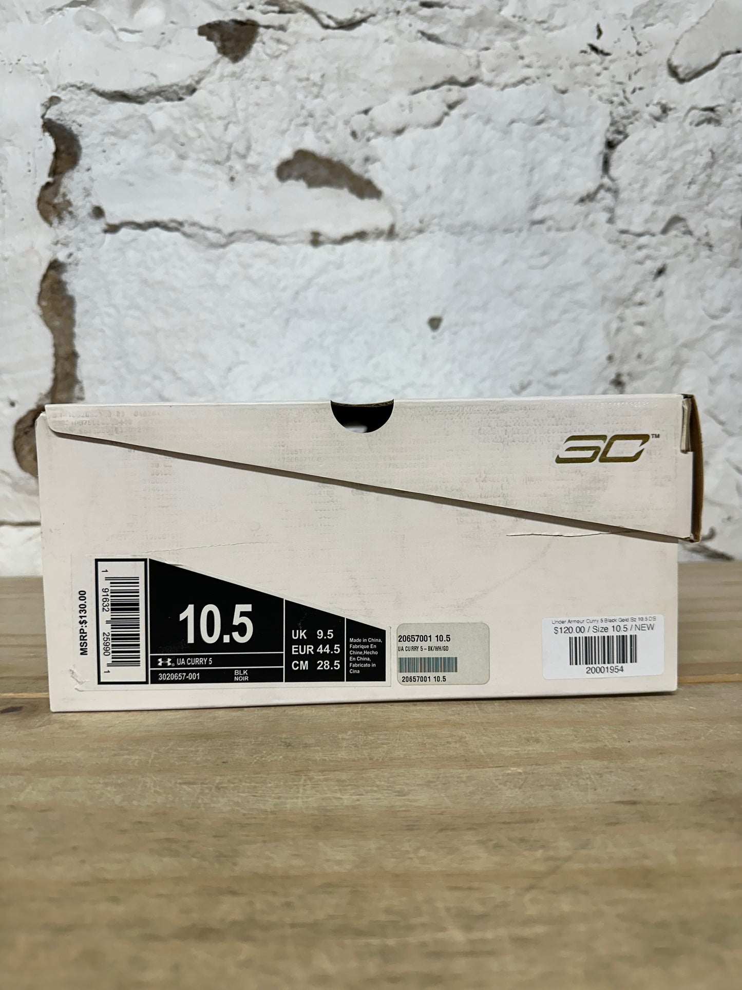 Under Armour Curry 5 Black Gold Sz 10.5 DS