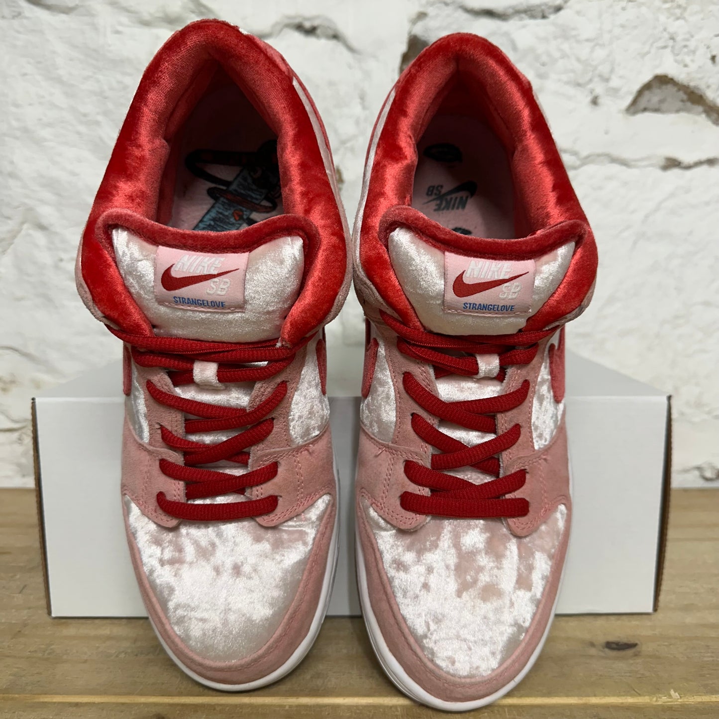 Nike Dunk Low Strange Love Sz 11.5