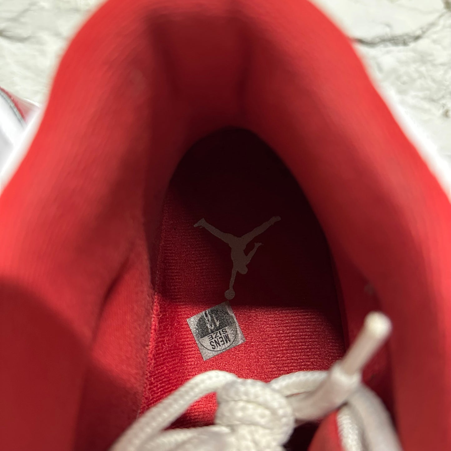 Air Jordan 11 High Cherry Sz 12