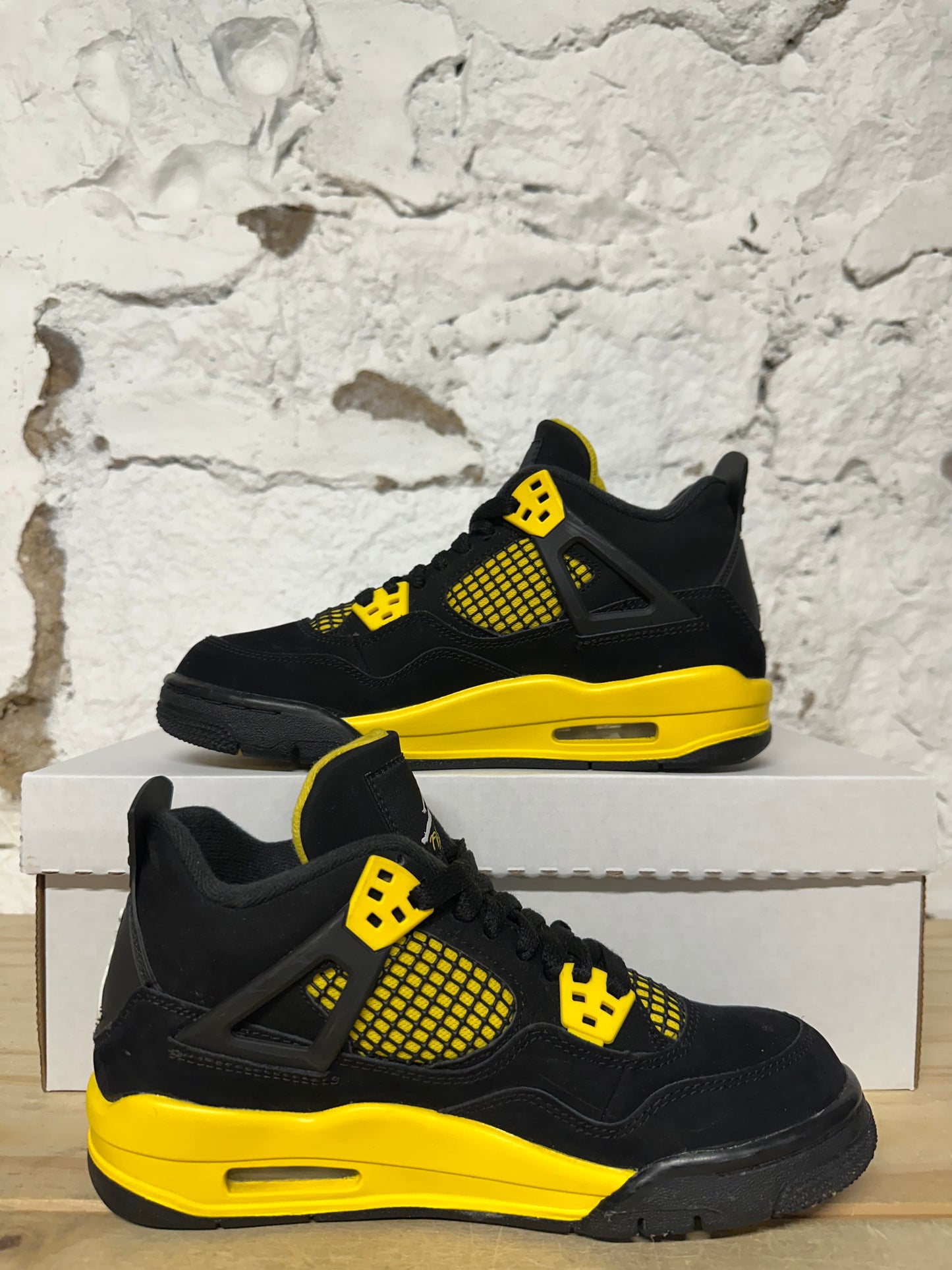 Air Jordan 4 Thunder Sz 5Y