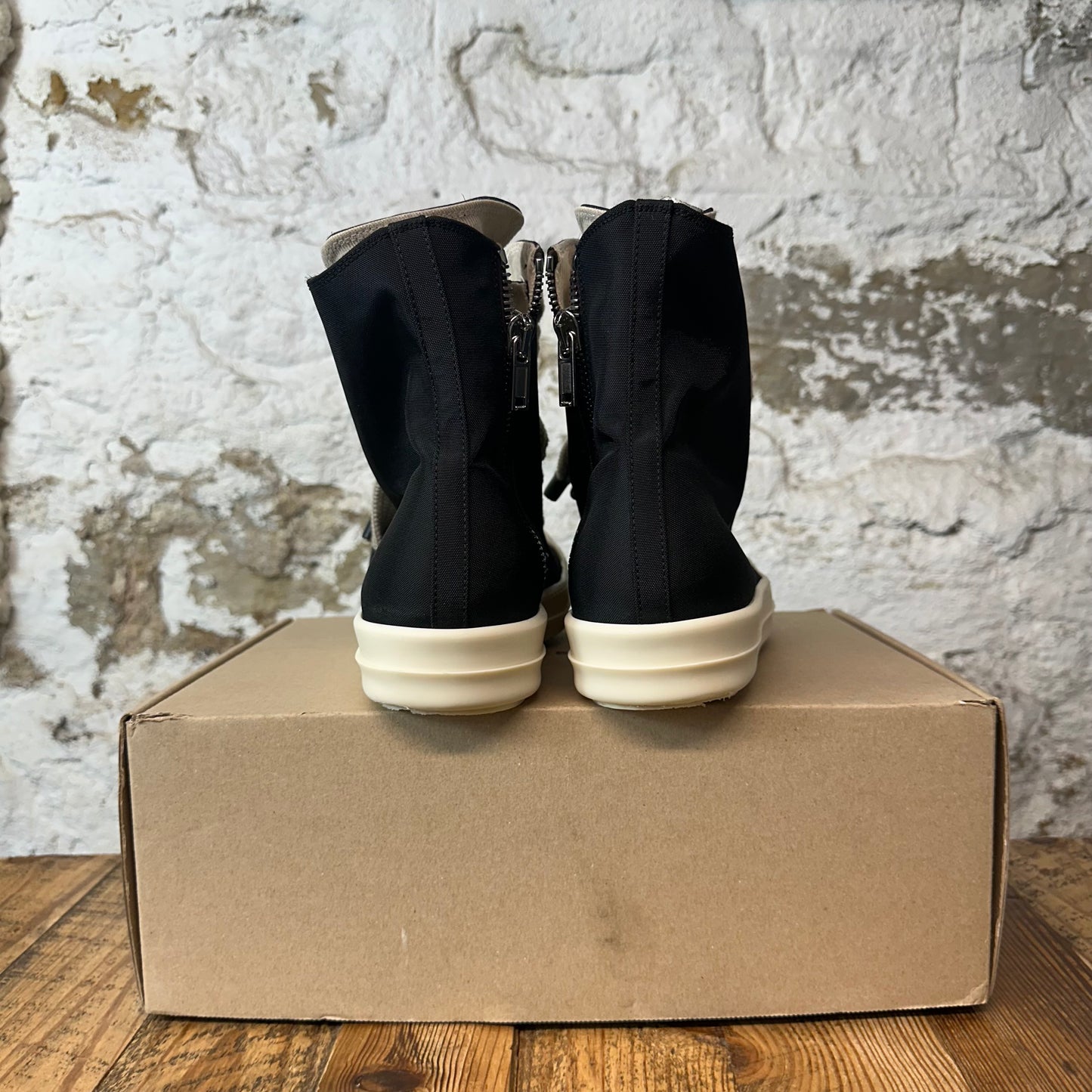 Rick Owens High Jumbo Lace Black Milk Sneaker Sz 10 (43)