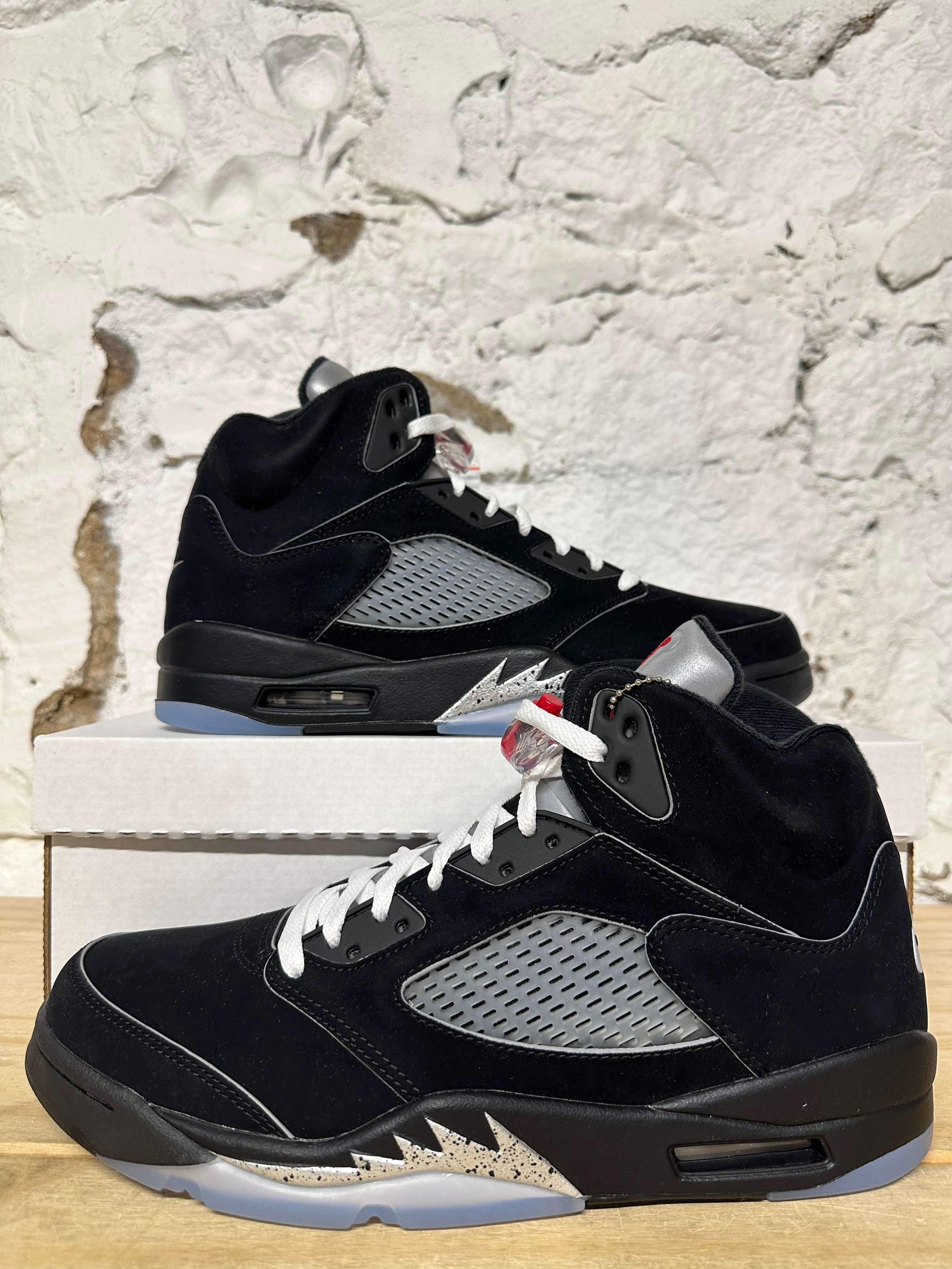 Air Jordan 5 Black Metallic Sz 10.5 DS