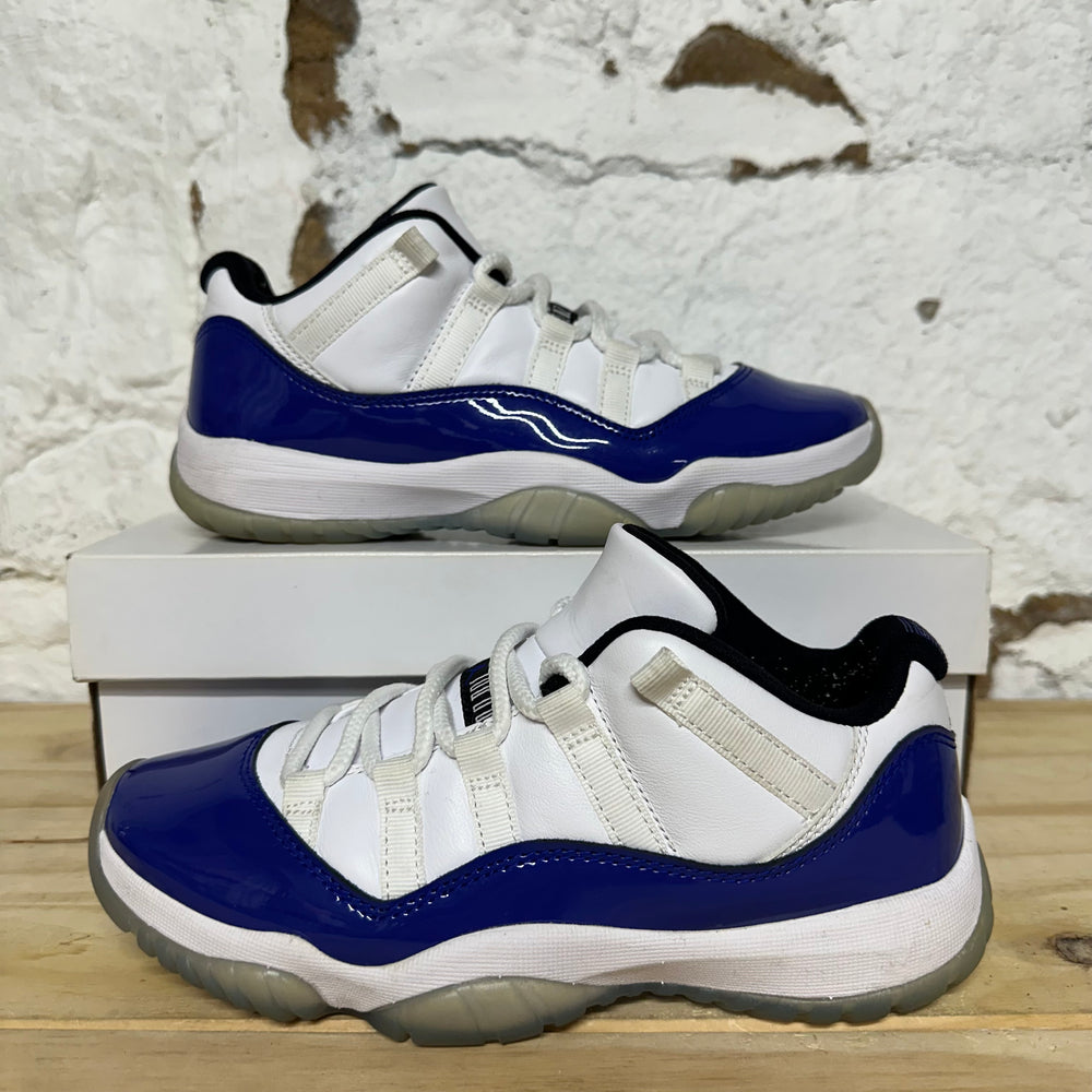 Air Jordan 11 Low White Concord Sz 5.5 (7W)