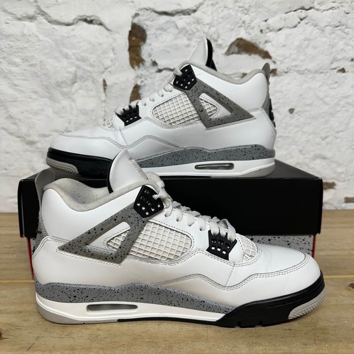 Air Jordan 4 White Cement (2025) Sz 10.5
