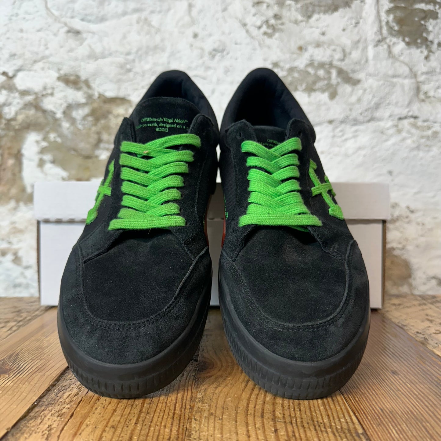 Off White Green Arrow Black Vulc Sneaker Sz 8 (41)