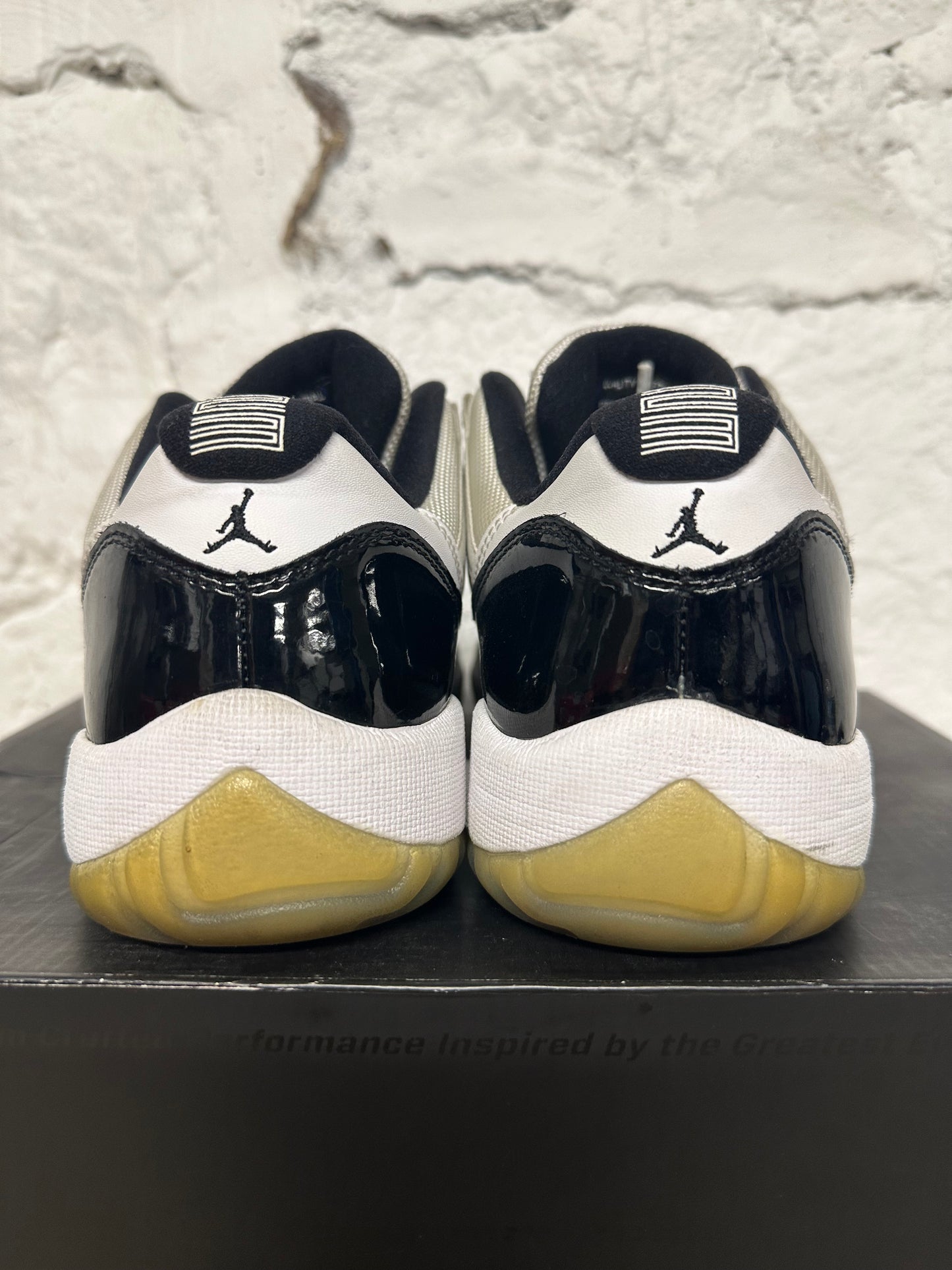 Air Jordan 11 Low Concord Sz 8.5