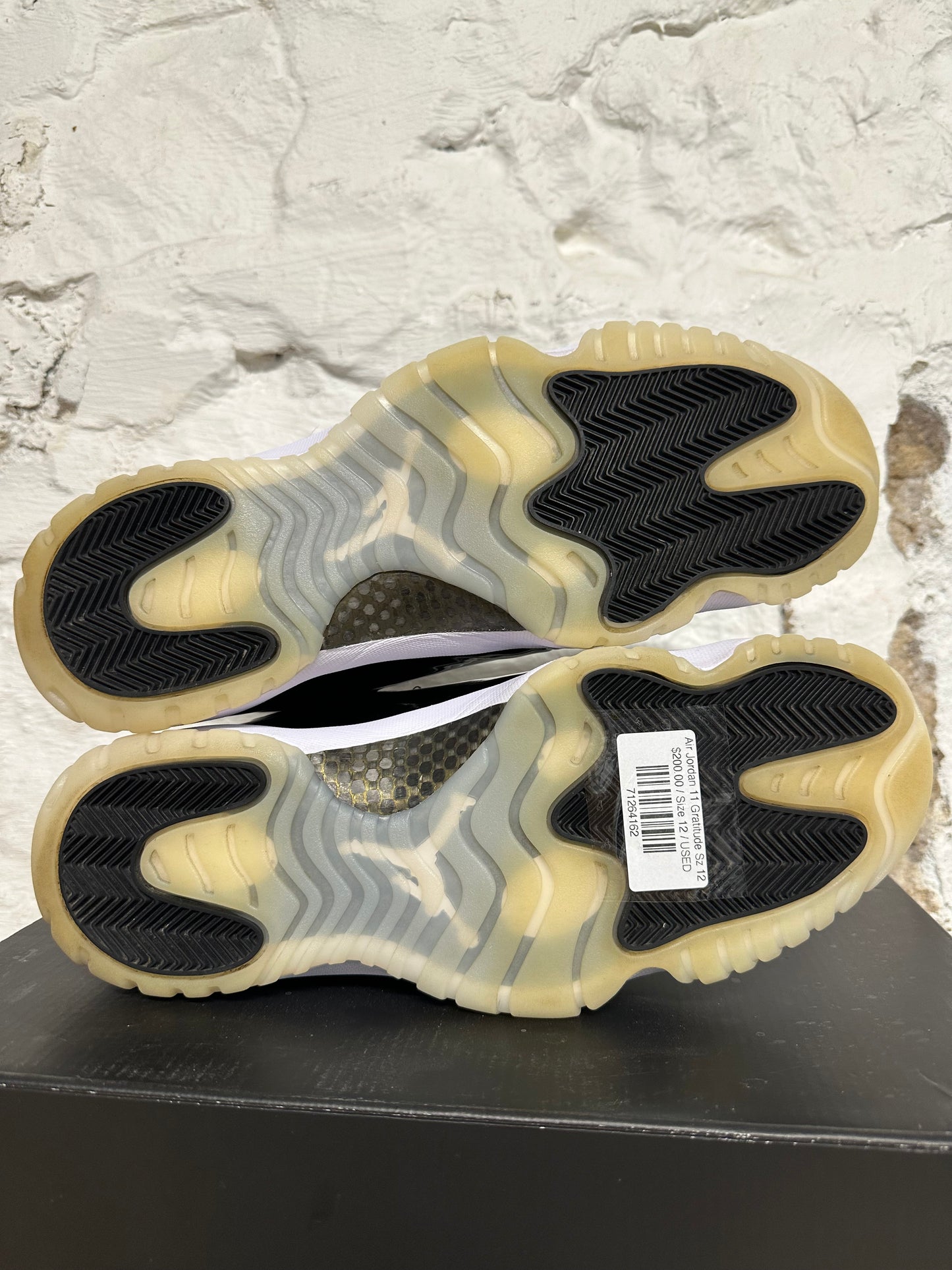 Air Jordan 11 High DMP Gratitude Sz 12