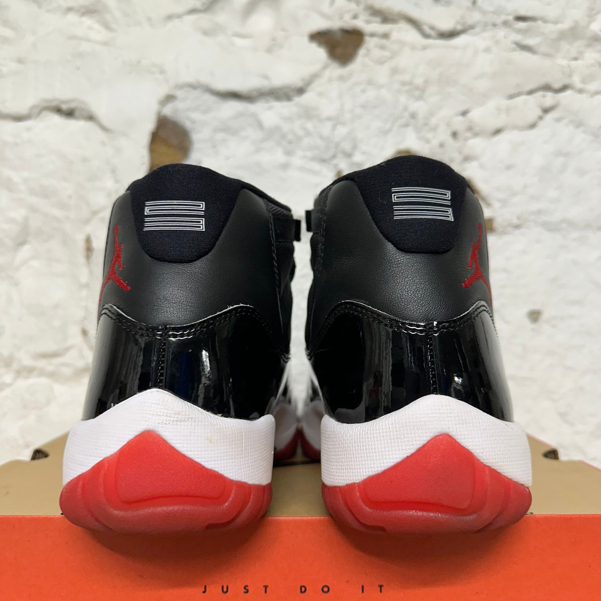 Air Jordan 11 High Bred (2019) Sz 9