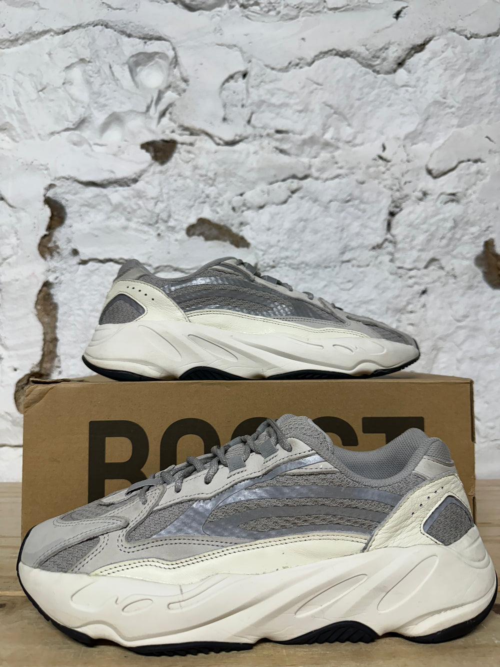 Yeezy 700 Static Sz 11