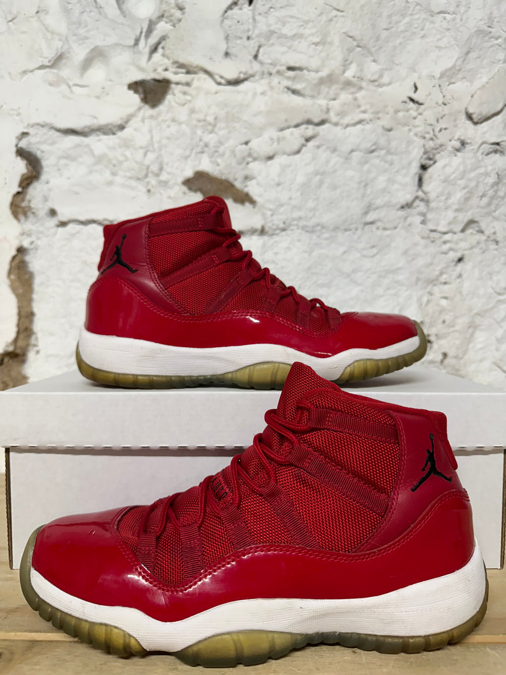 Air Jordan 11 Win Like 96 Sz 7Y