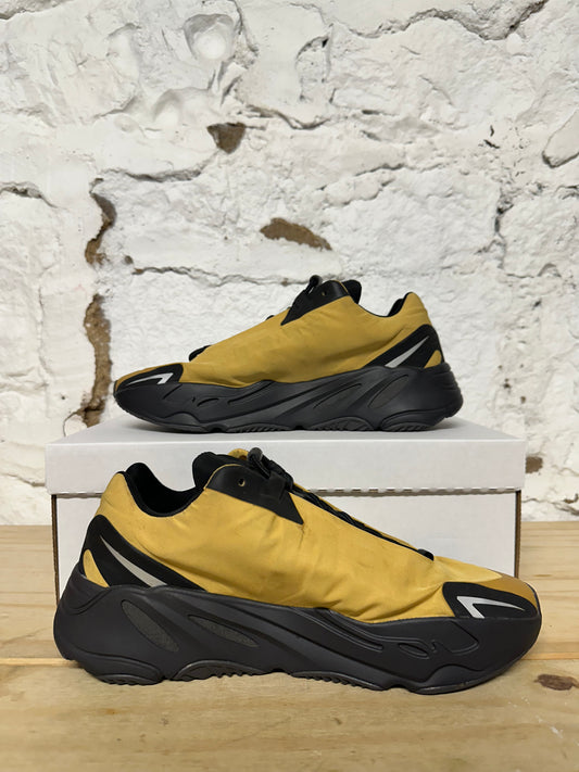 Yeezy 700 MNVN Honey Flux Sz 10.5