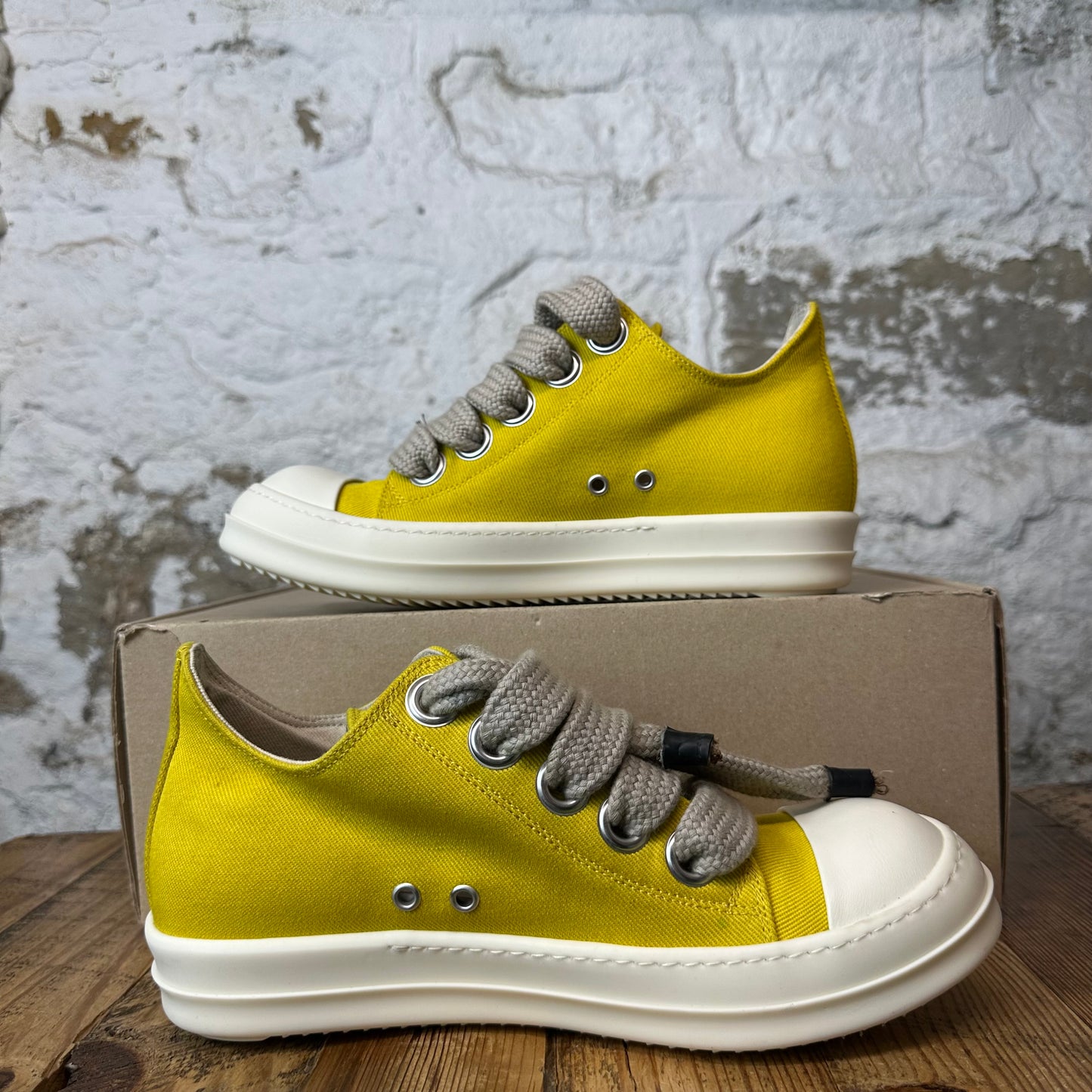 Rick Owens Jumbo Lace Lemon Milk Sneaker Sz 8 (41)