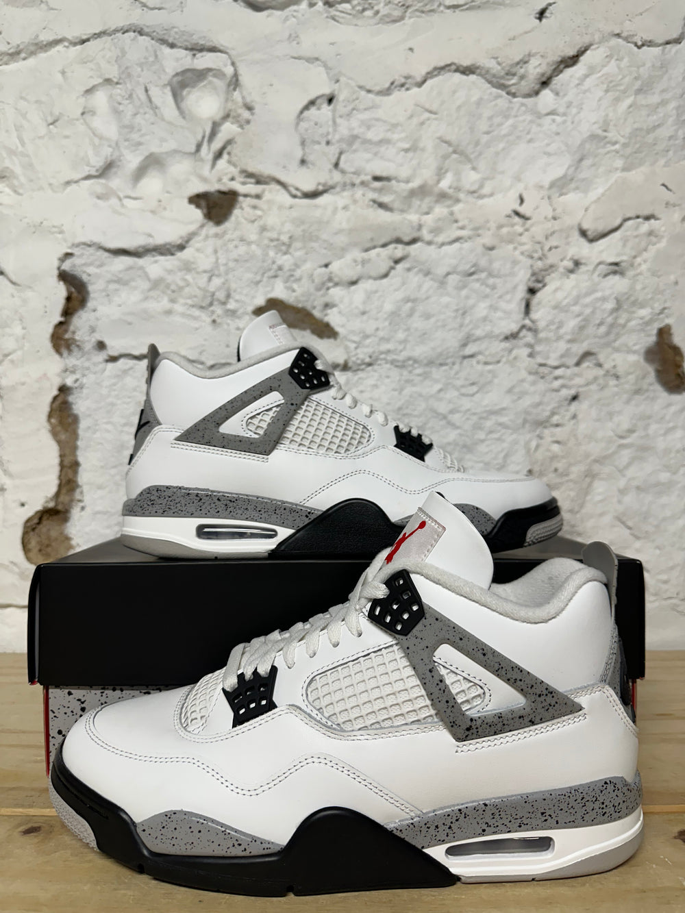 Air Jordan 4 White Cement Sz 10