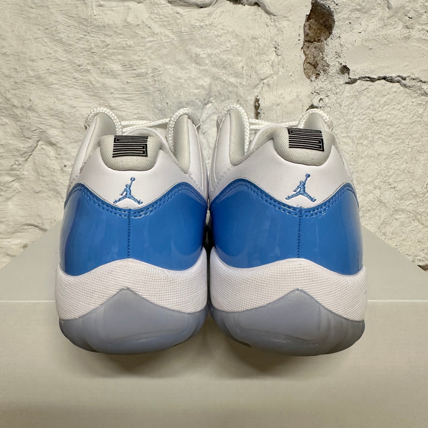 Air Jordan 11 Low University Blue Sz 11.5