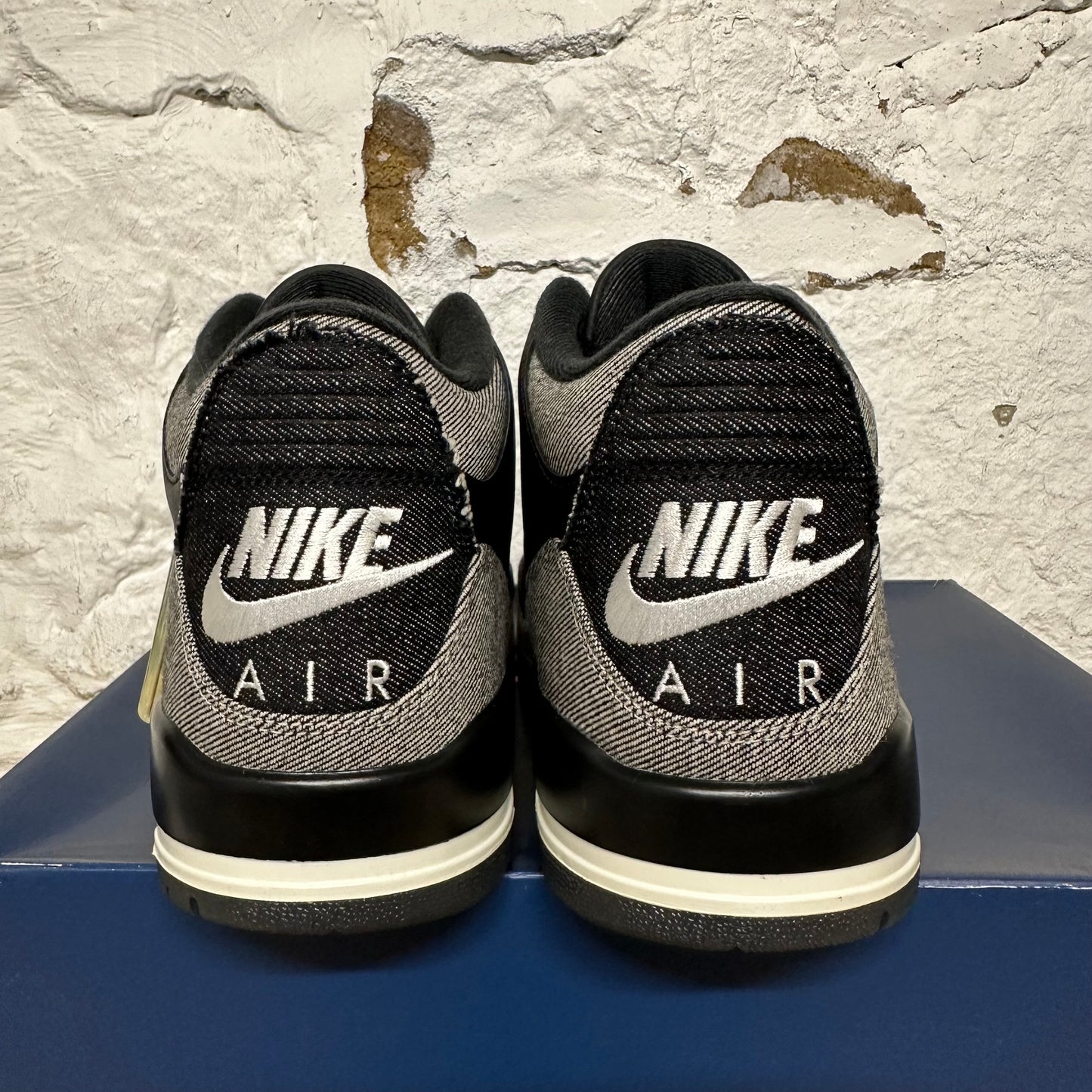 Air Jordan 3 Levi's Black Sz 13