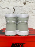 Air Jordan 1 High Seafoam Sz 8.5 (10W)