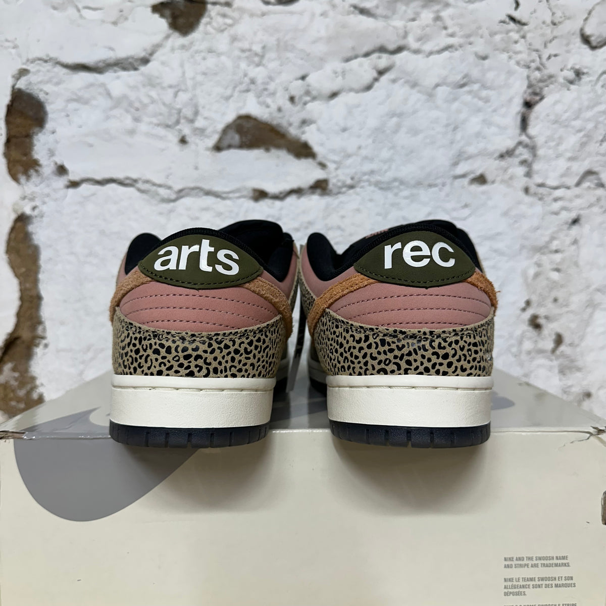 Nike SB Dunk Low Arts-Rec Sz 9.5 DS