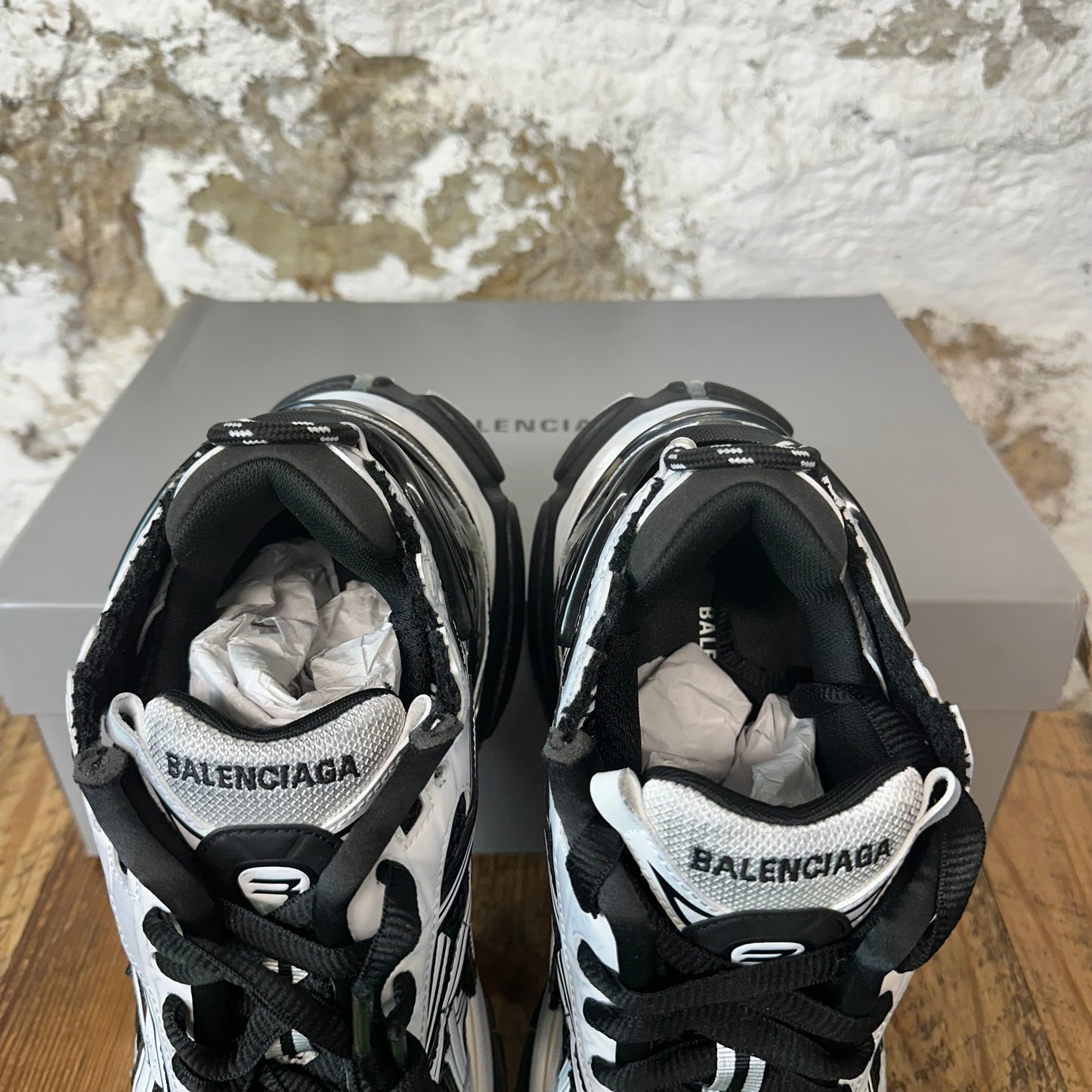 Balenciaga Runner Black White Sneaker
