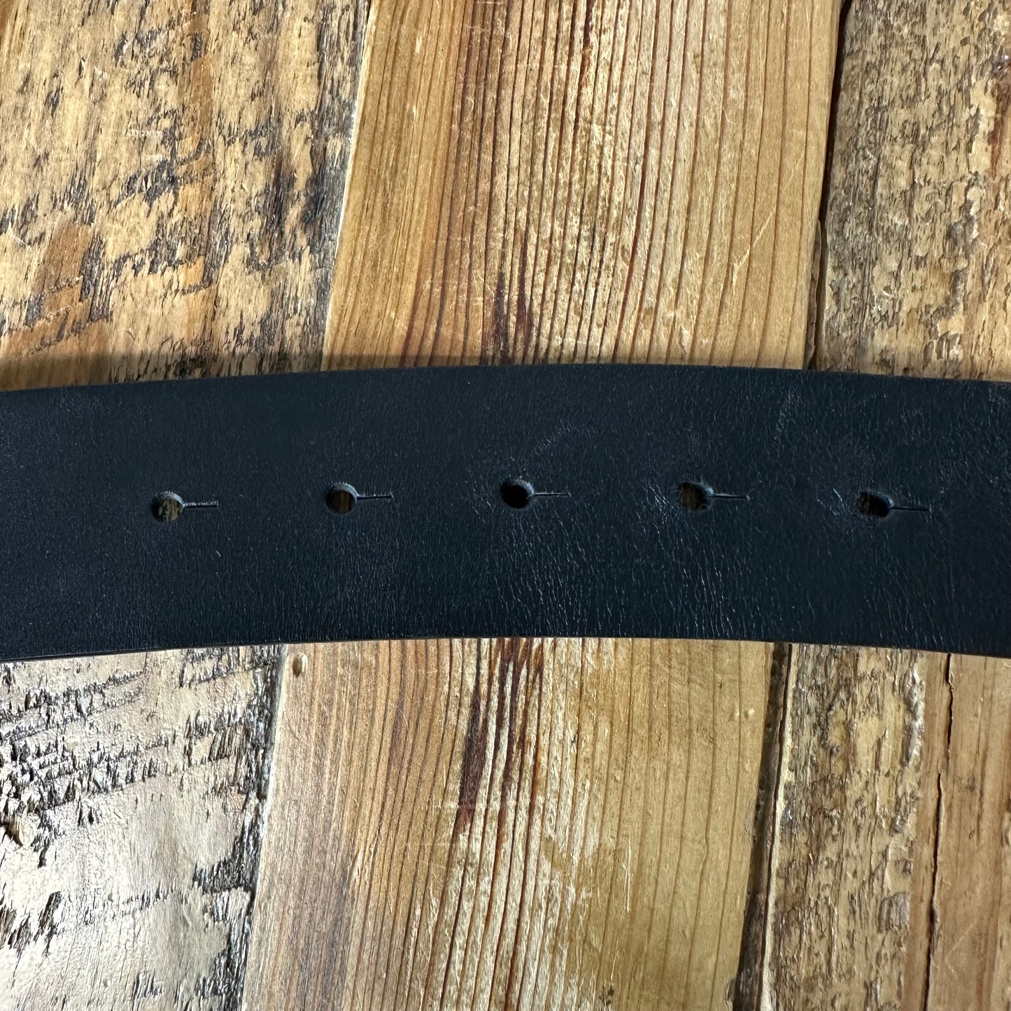 Dolce Gabbana Gold Buckle Black Belt Sz (100/40)