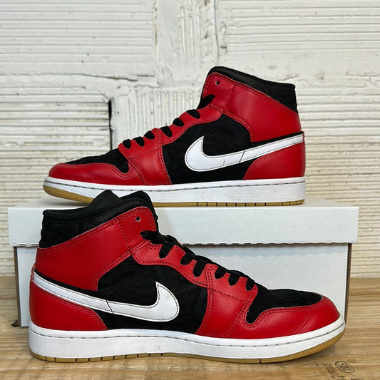 Air Jordan 1 Mid Christmas Sz 9