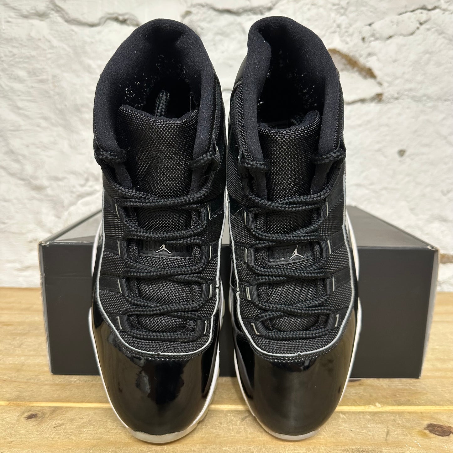 Air Jordan 11 High Jubilee Sz 10.5