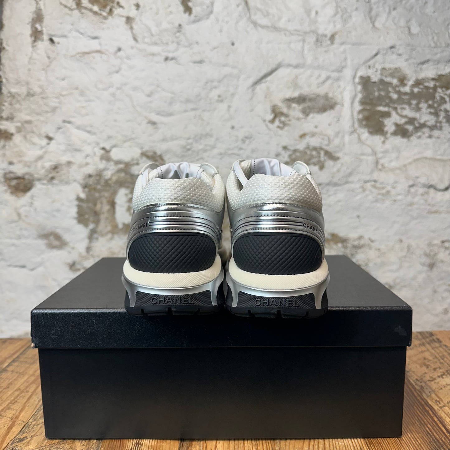 Chanel SIlver CC Cream White Trainer Sneaker Sz 8.5 (41.5) DS