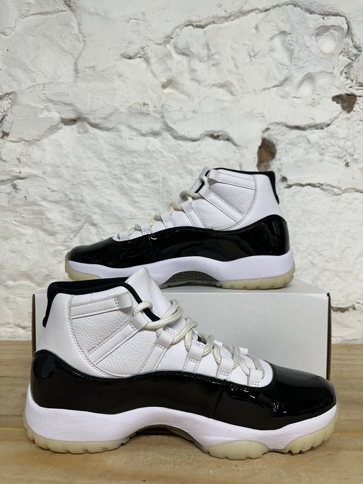 Air Jordan 11 High DMP Gratitude Sz 10.5