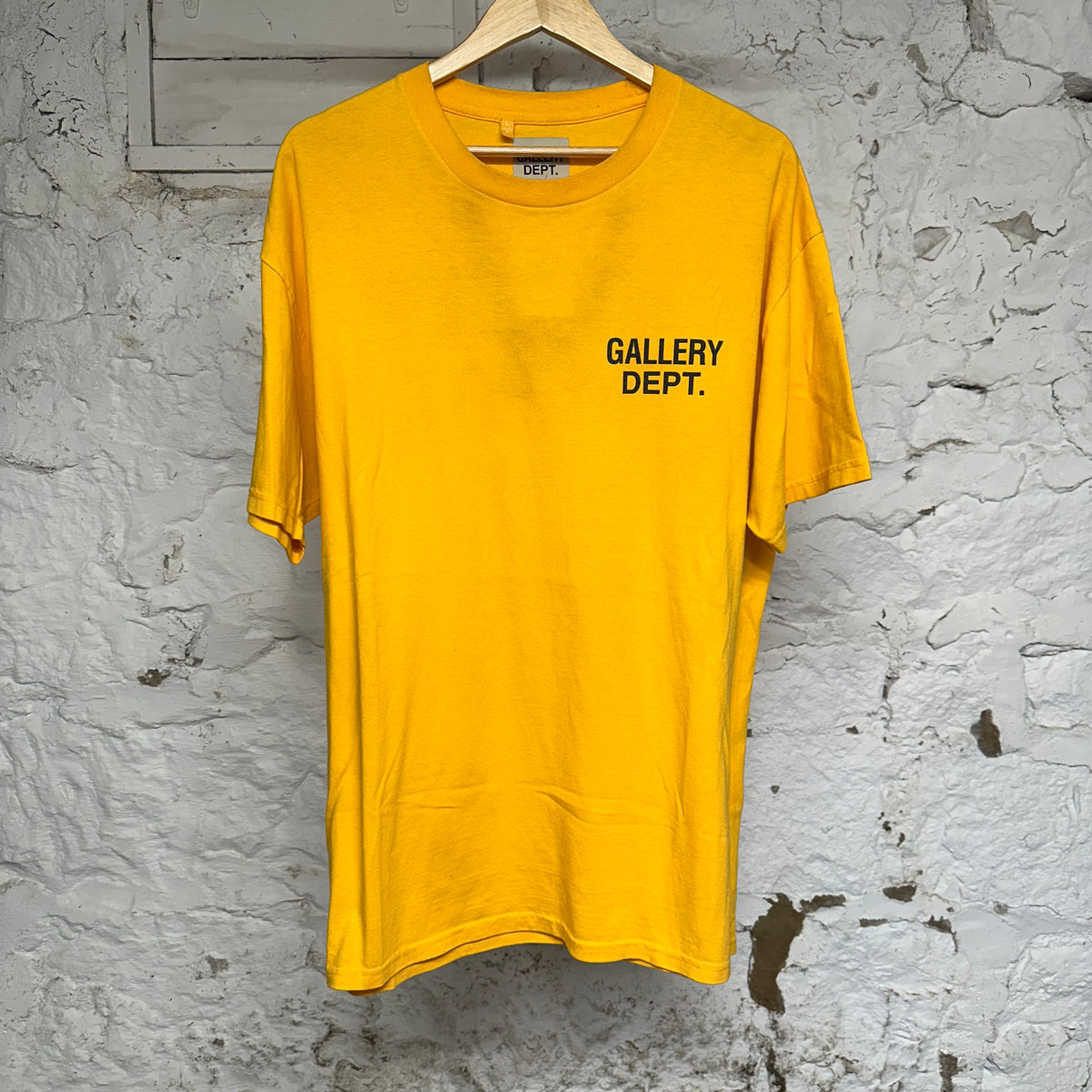 Gallery Dept. Vintage Souvenir Yellow T-Shirt Sz L