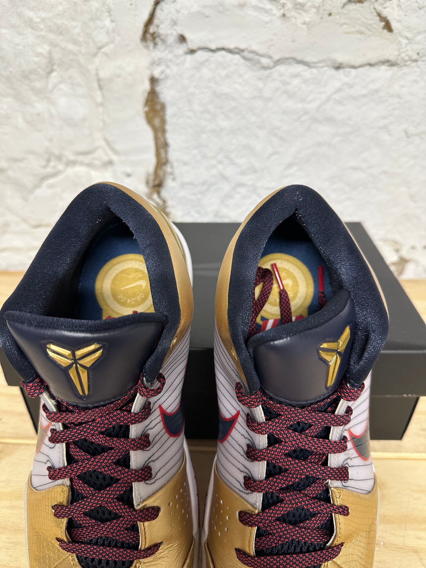 Nike Kobe 4 Protro Gold Medal Sz 10.5