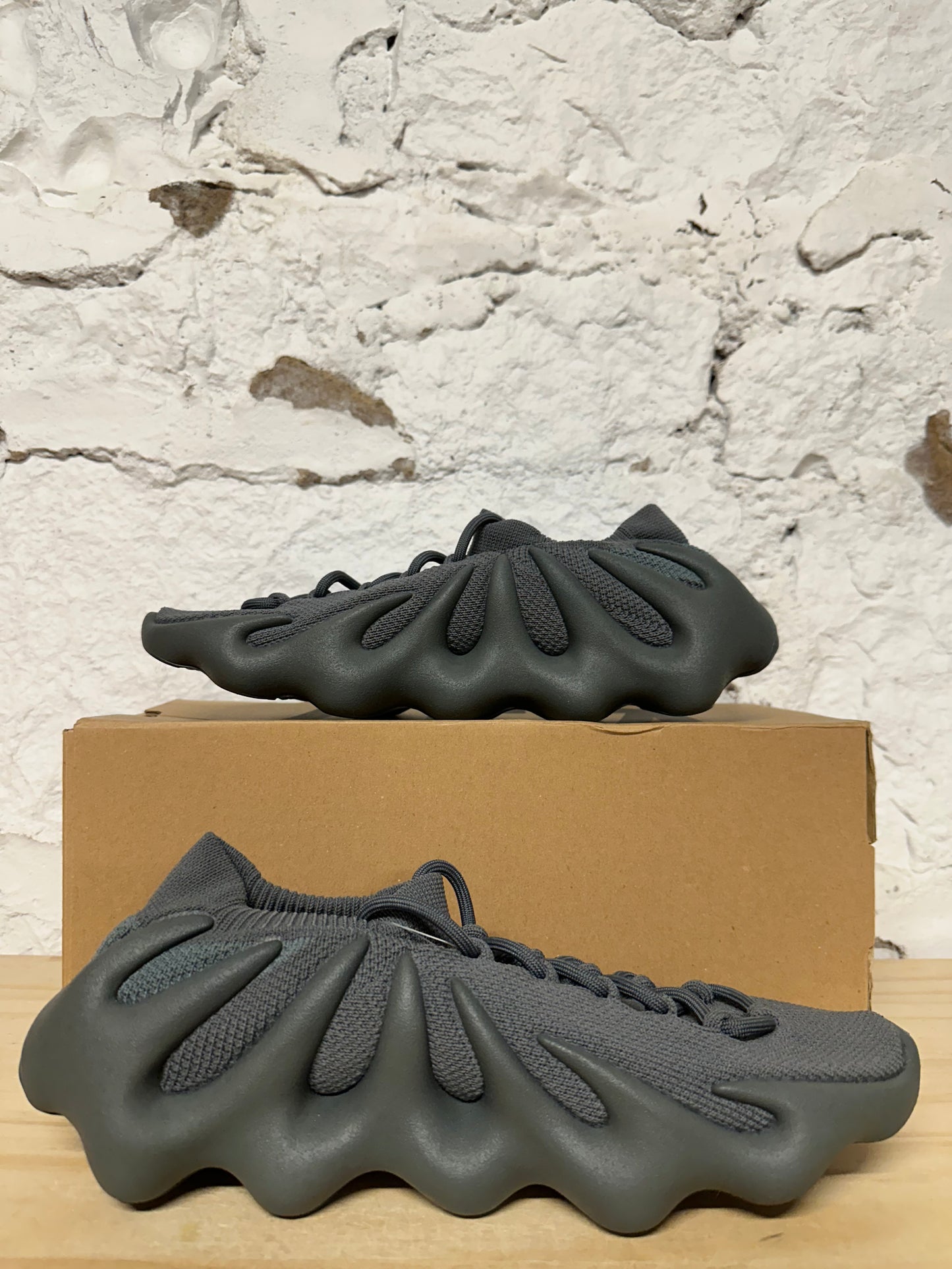 Yeezy 450 Stone Teal Sz 10 DS