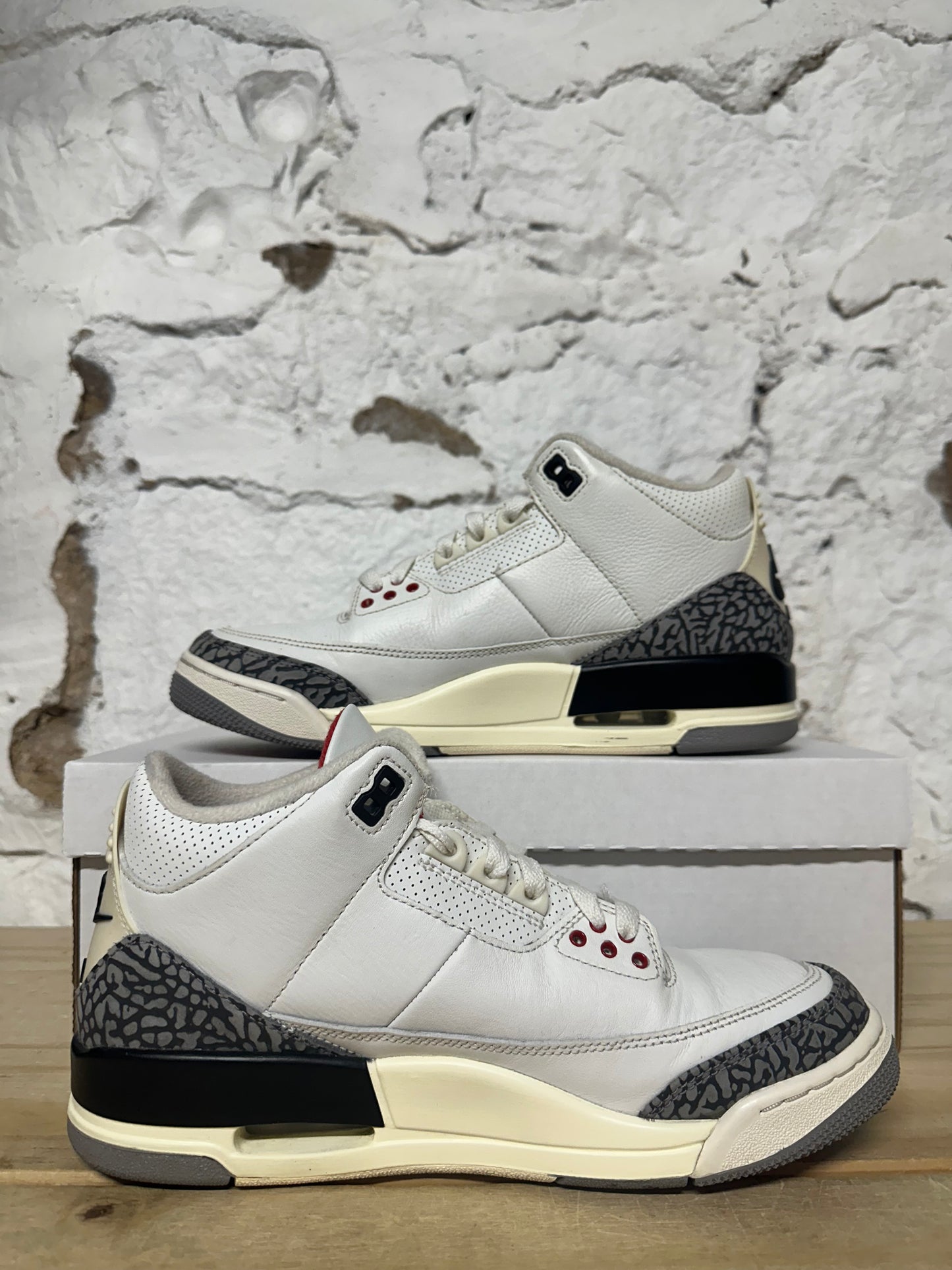 Air Jordan 3 White Cement Reimagined Sz 8.5