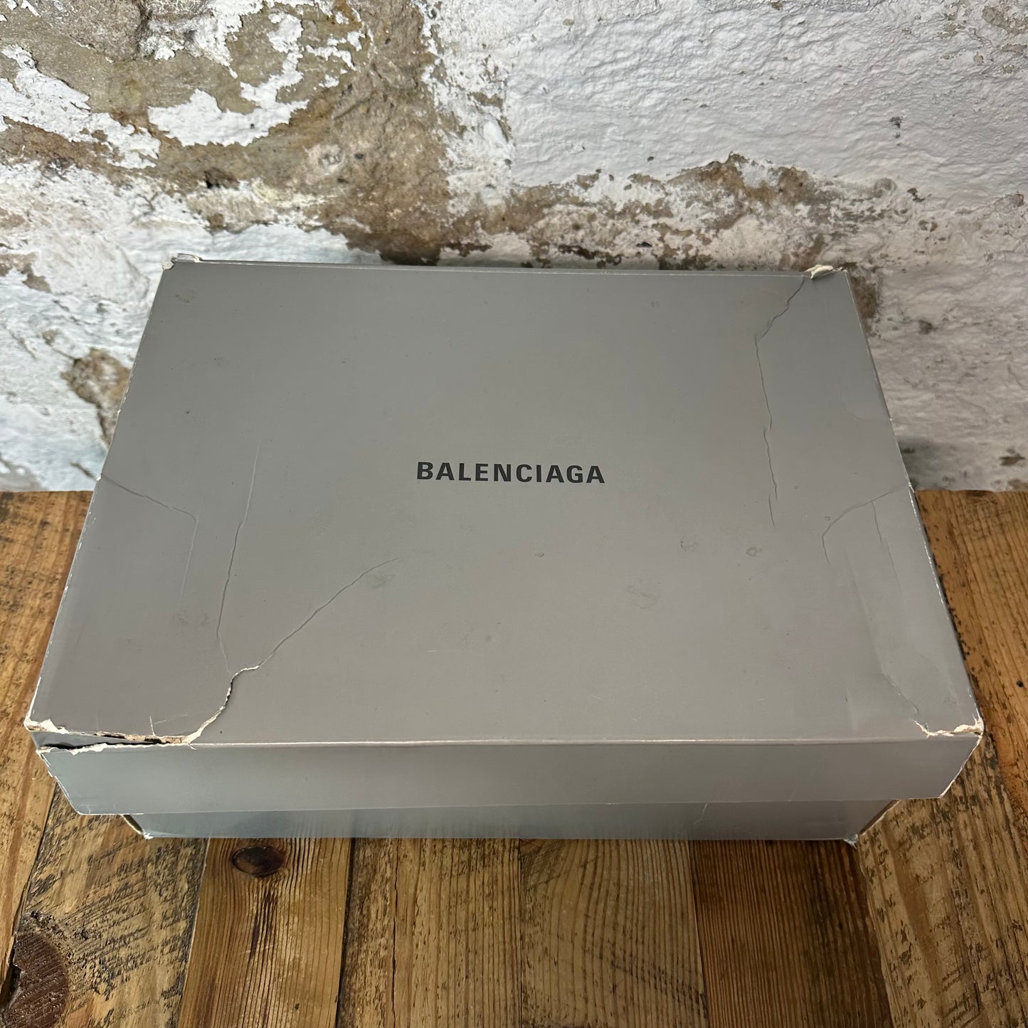 Balenciaga Track Runner White Cream Sneaker Sz 6 (38)