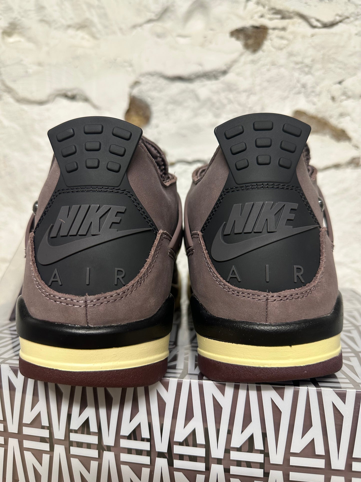 Air Jordan 4 A Ma Maniere Violet Ore Sz 10 DS